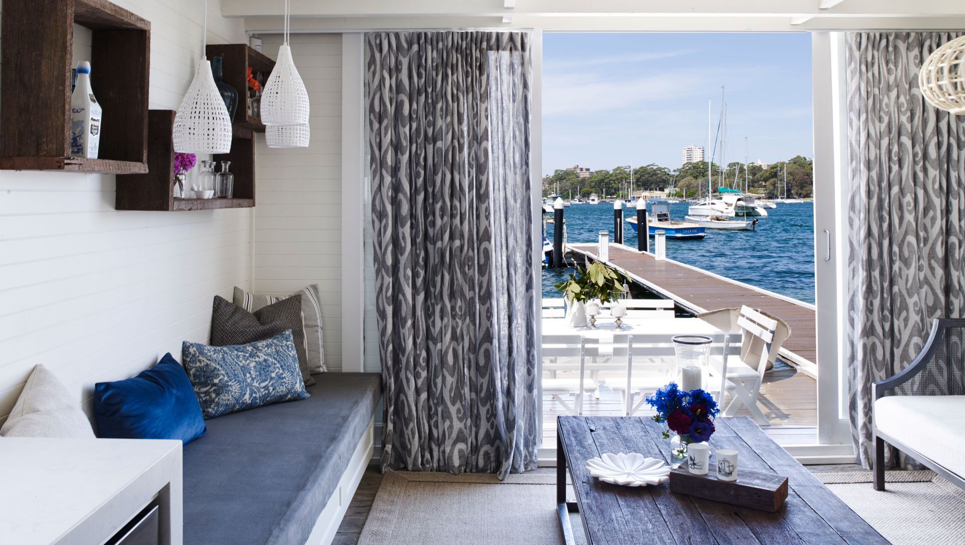 Boathouse banner