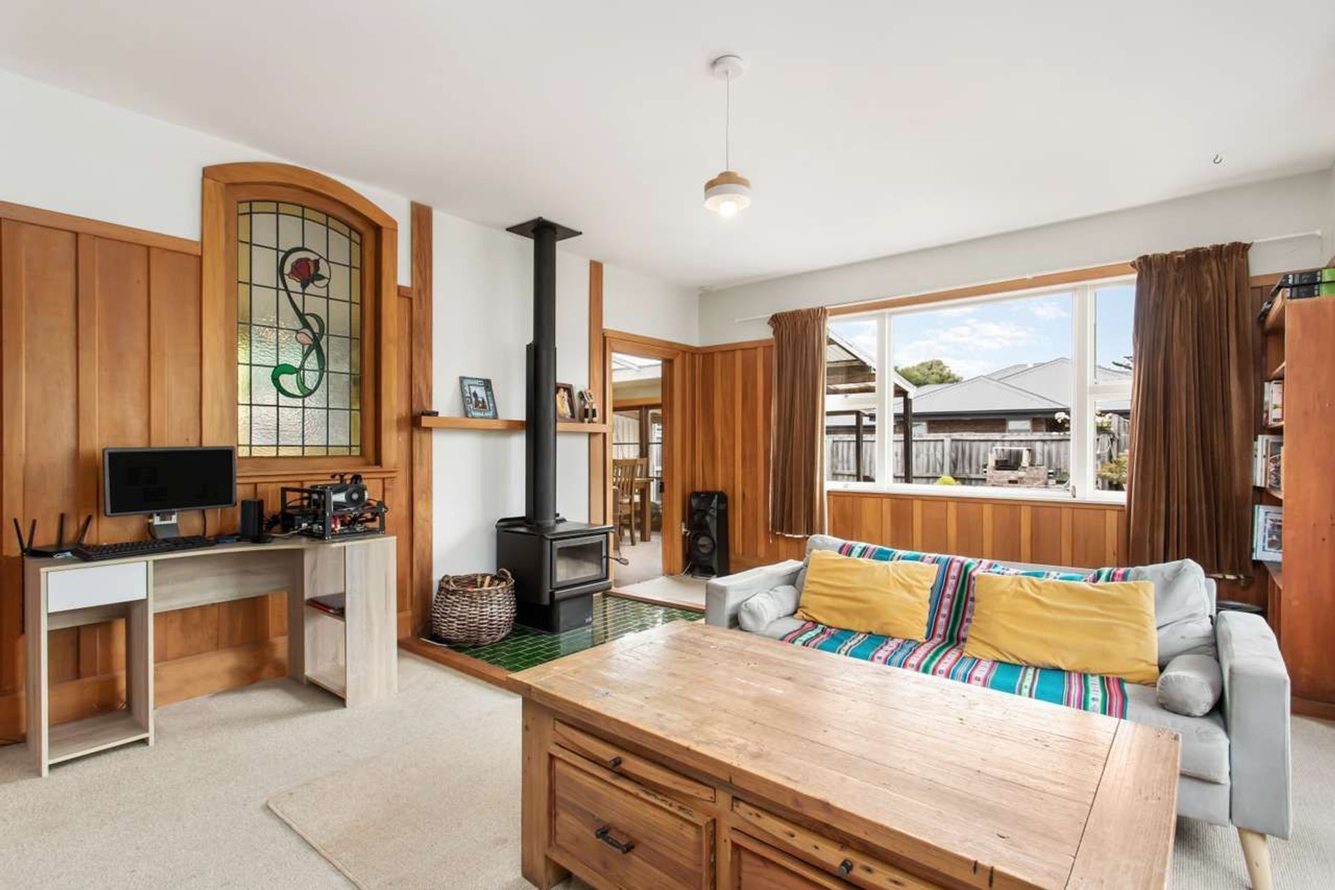 Masport R3000 Ped.  Photo Credit:  Ray White