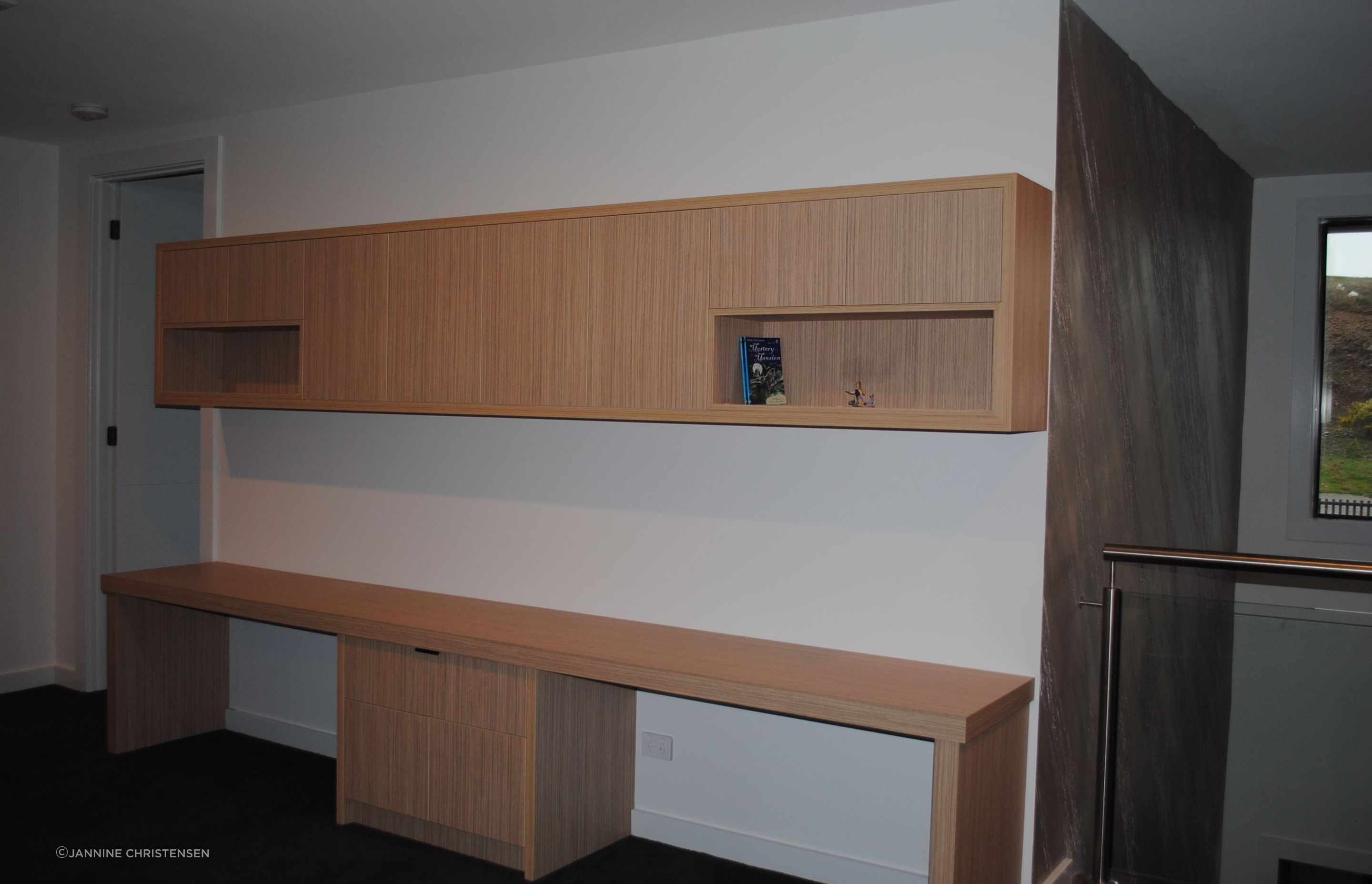 Pakenham-Project-Custom-design-desk.JPG