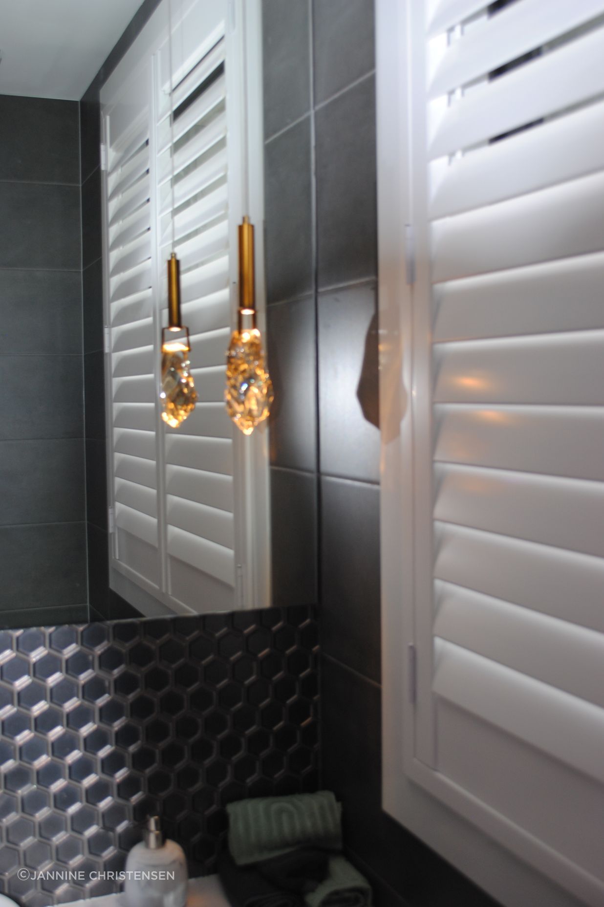 Pakenham-Project-Powder-Room.JPG