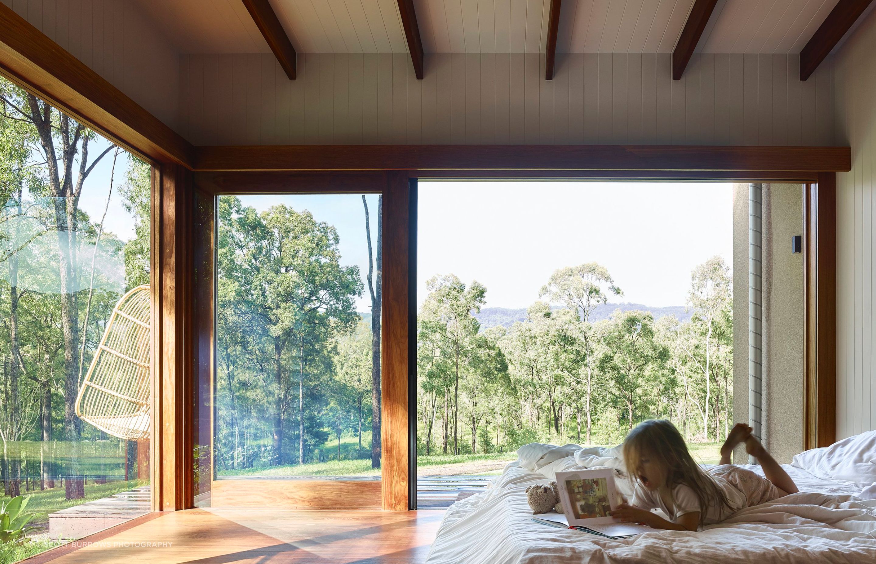 SG-Multivision-8000-DS-The-Greenhouse-Samford-Valley-QLD-Bedroom-1-.png