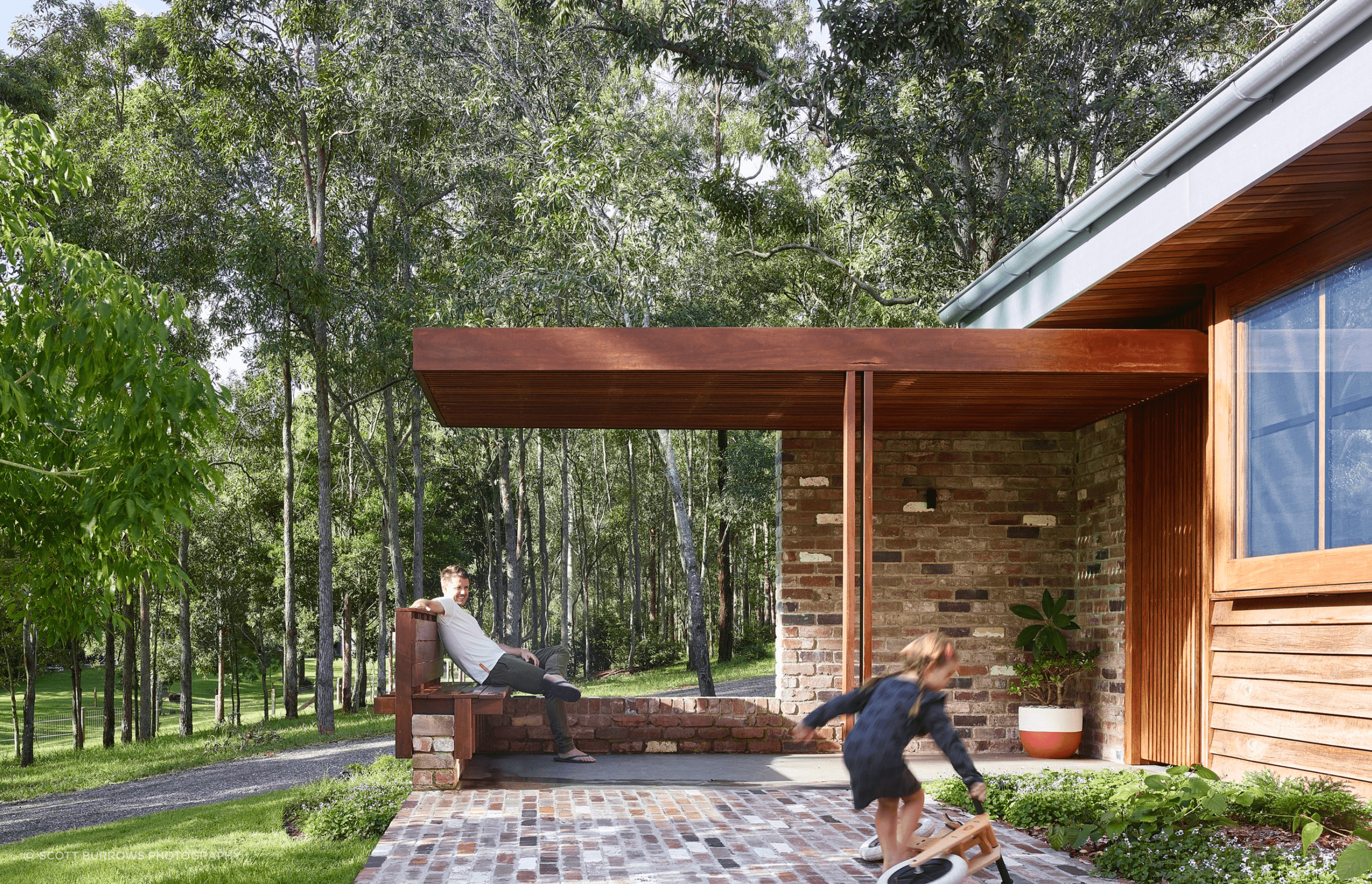 SG-Multivision-8000-DS-The-Greenhouse-Samford-Valley-QLD-Exterior-2.png