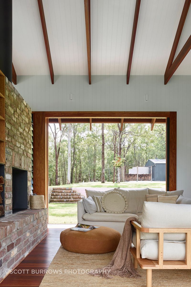 SG-Multivision-8000-DS-The-Greenhouse-Samford-Valley-QLD-Fireplace-6.png