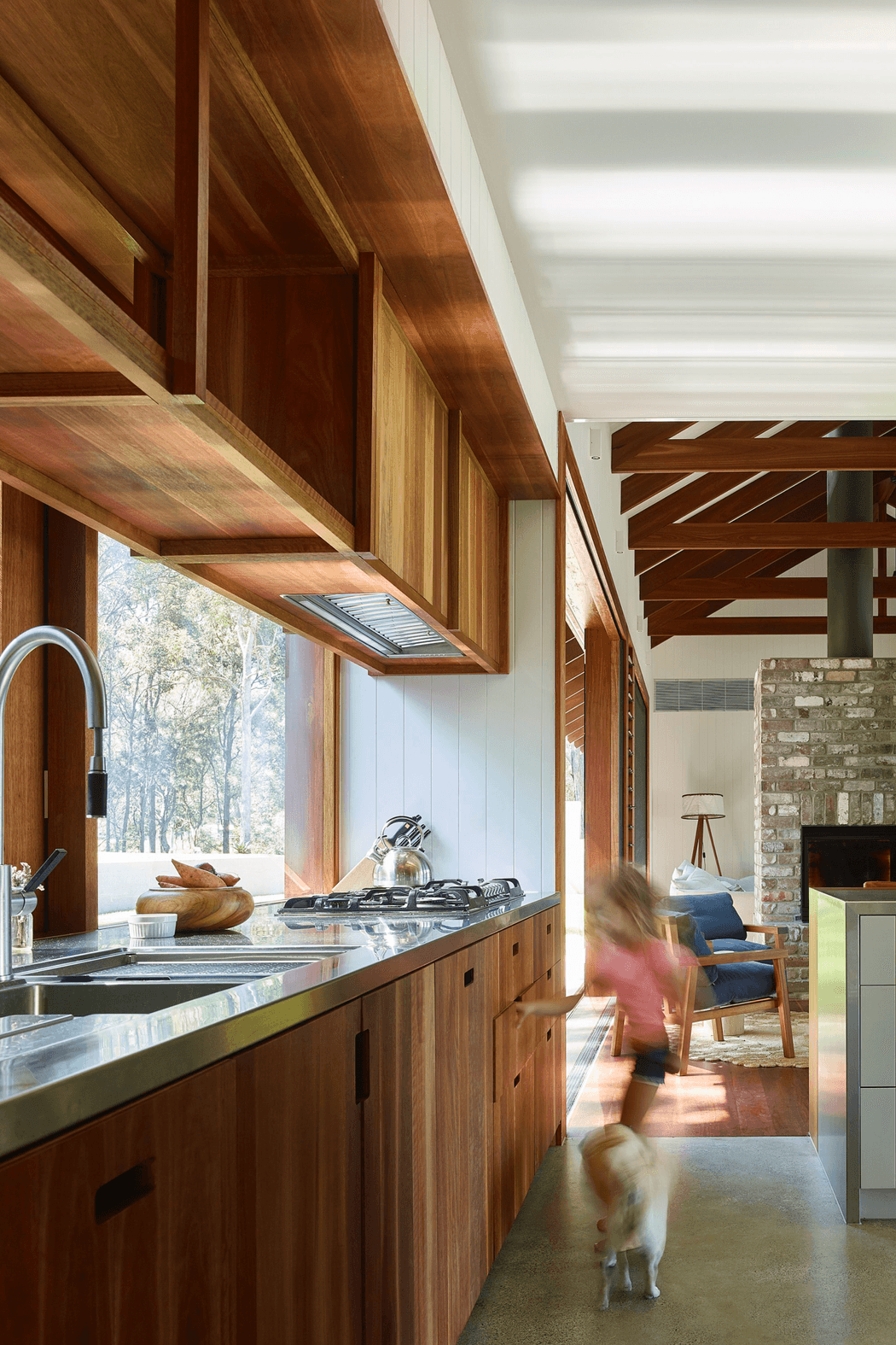 SG-Multivision-8000-DS-The-Greenhouse-Samford-Valley-QLD-Interior-1-v2.png