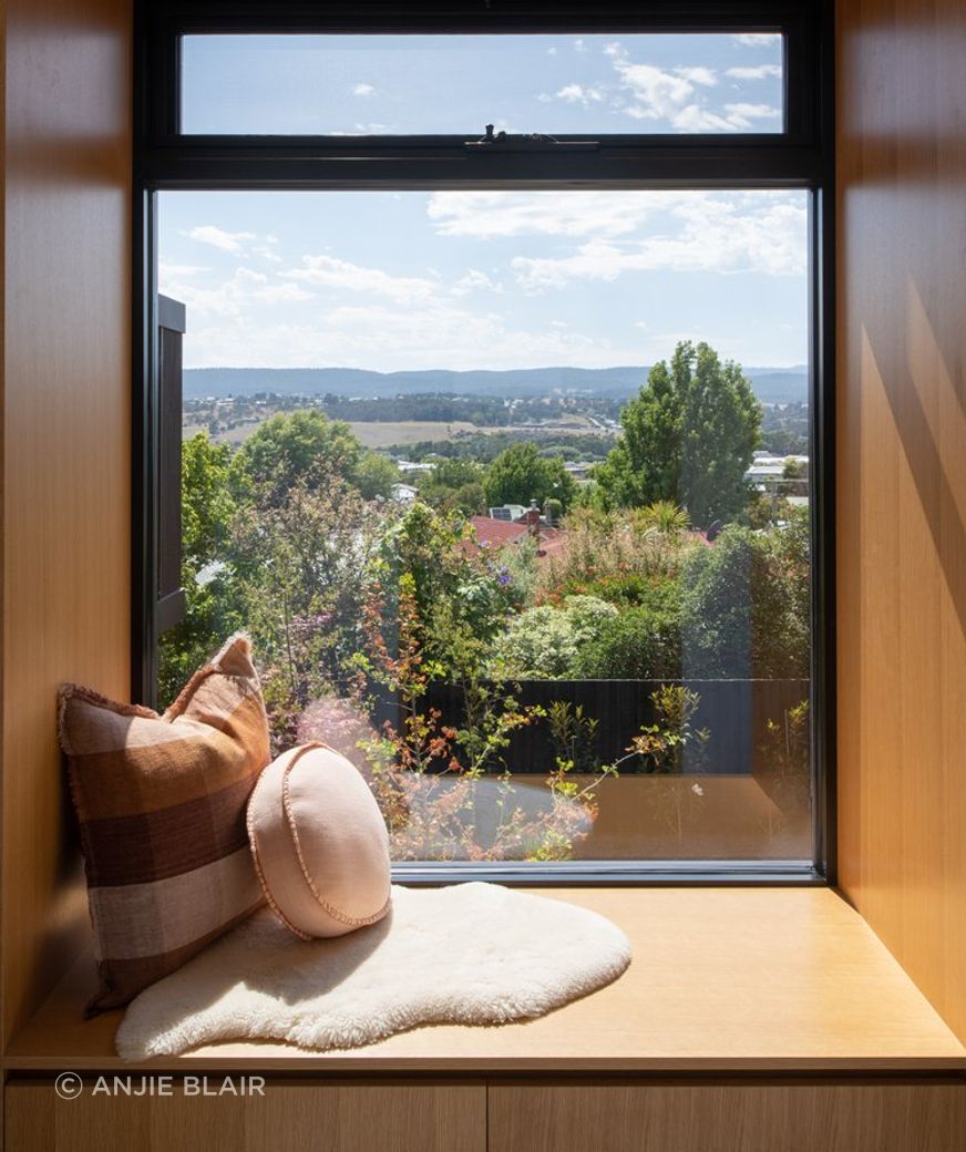 SG-Super-9-Sanctum-House-Newstead-TAS-Interior-10-v2.jpeg