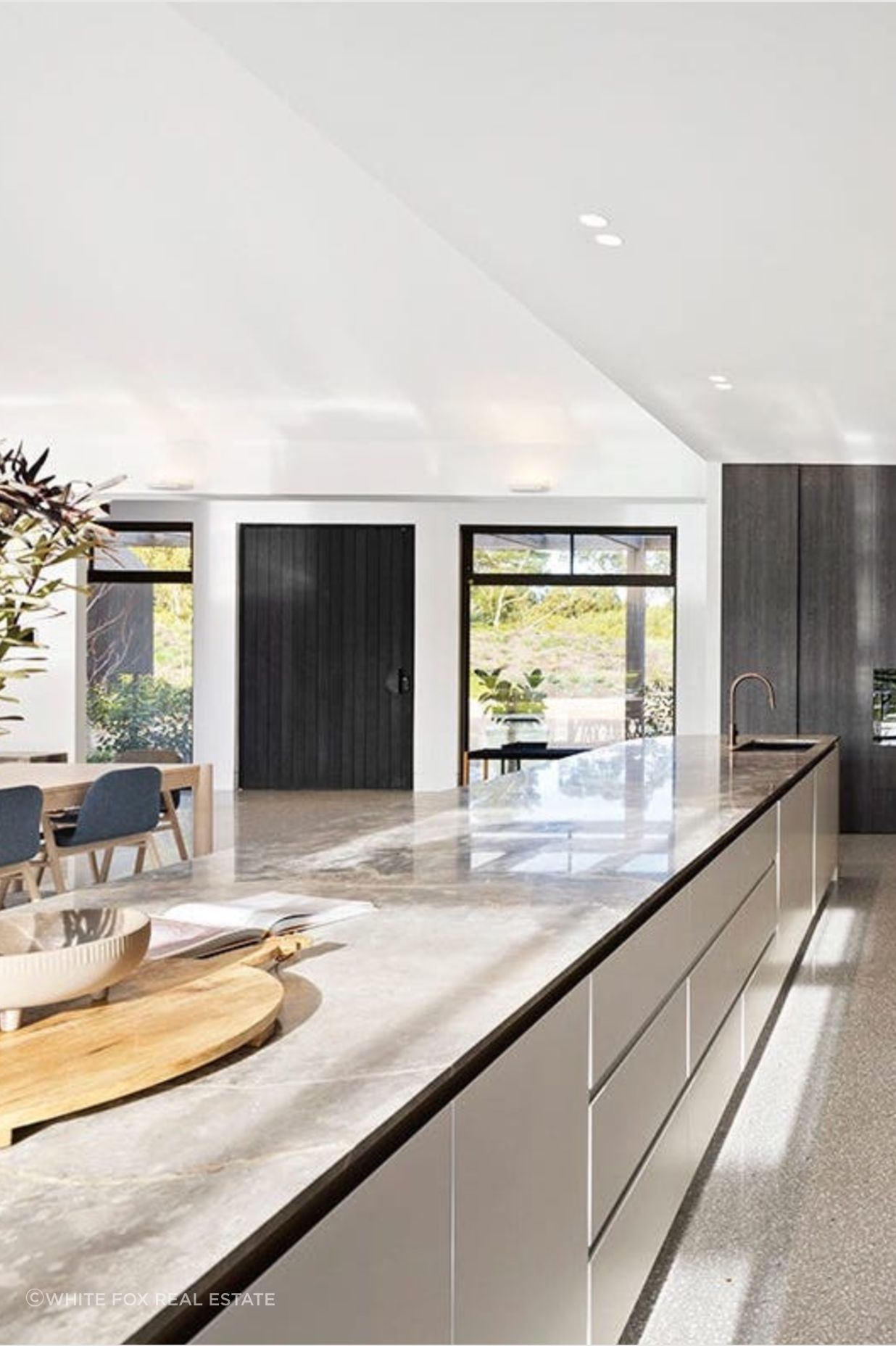 A kitchen fit for the royal family; fully-equiped with high quality finishes and luxury appliances