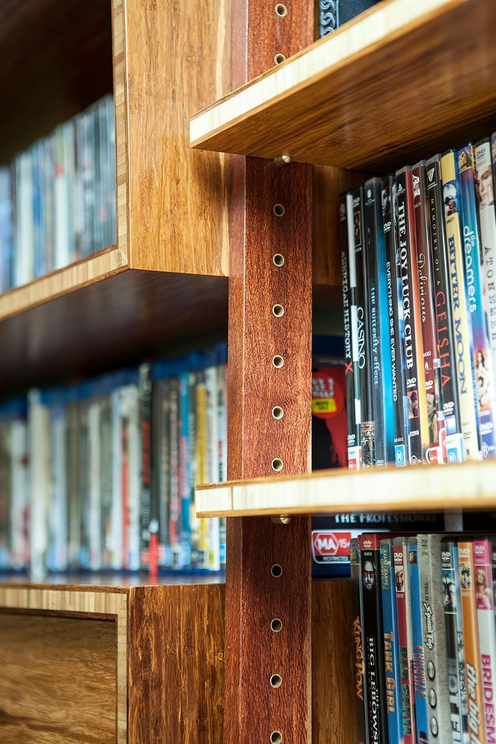 SelectCustomJoineryBookcase004-1.jpg