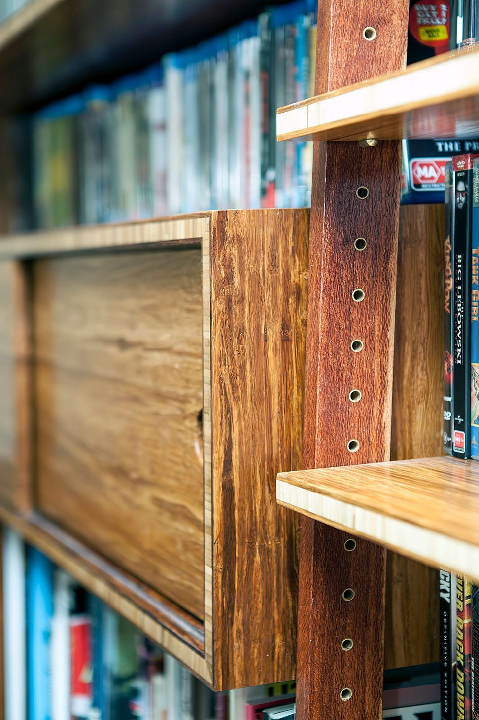 SelectCustomJoineryBookcase005-1.jpg