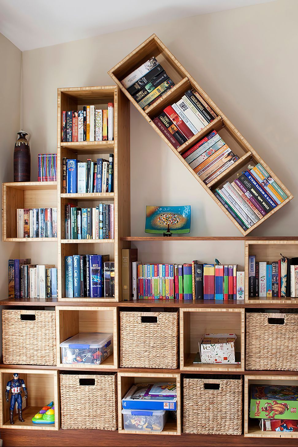 SelectCustomJoinerybookcase002-1-1-v2.jpg