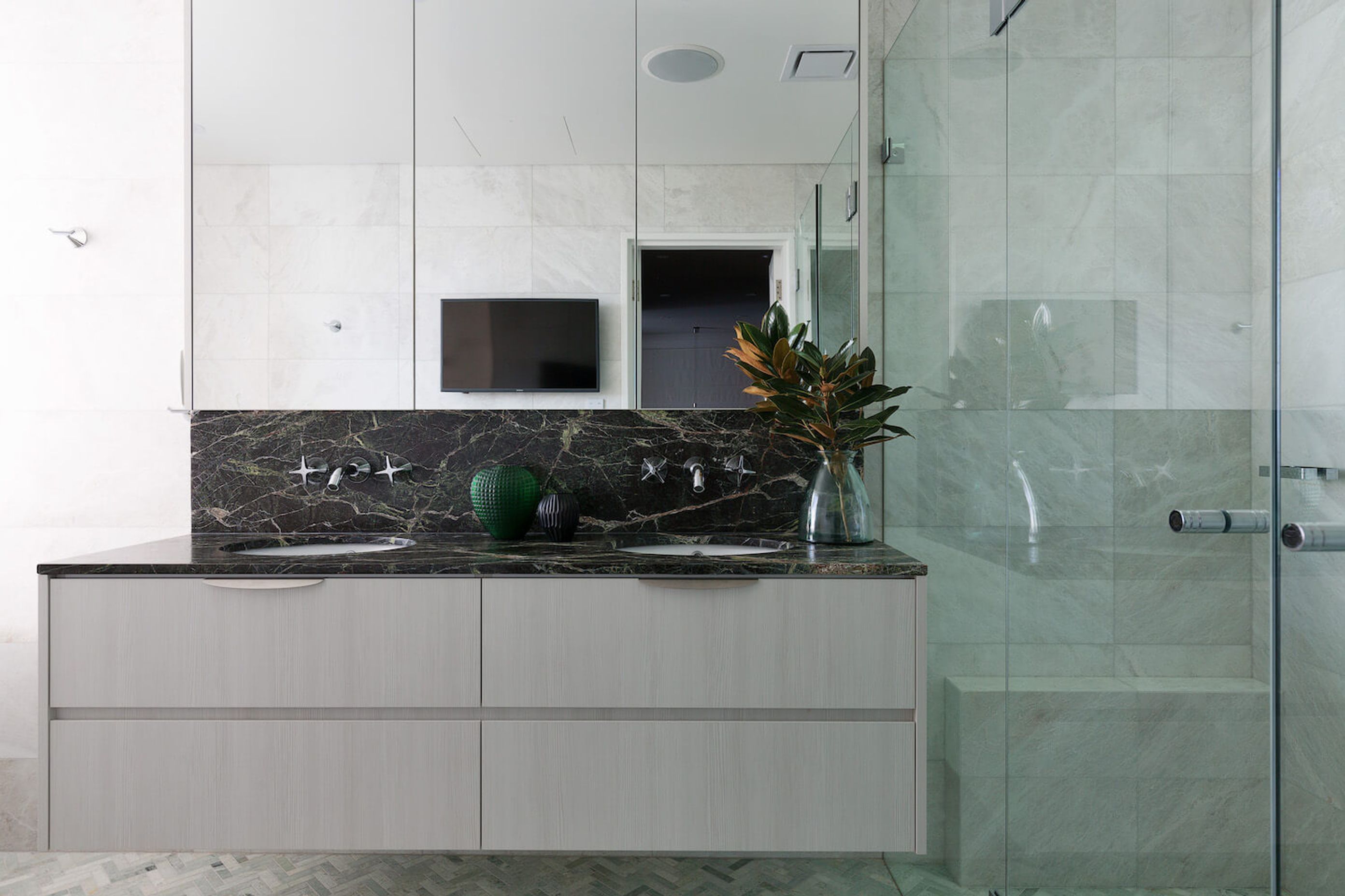 Vaucluse-House-Pool-Room09.jpg