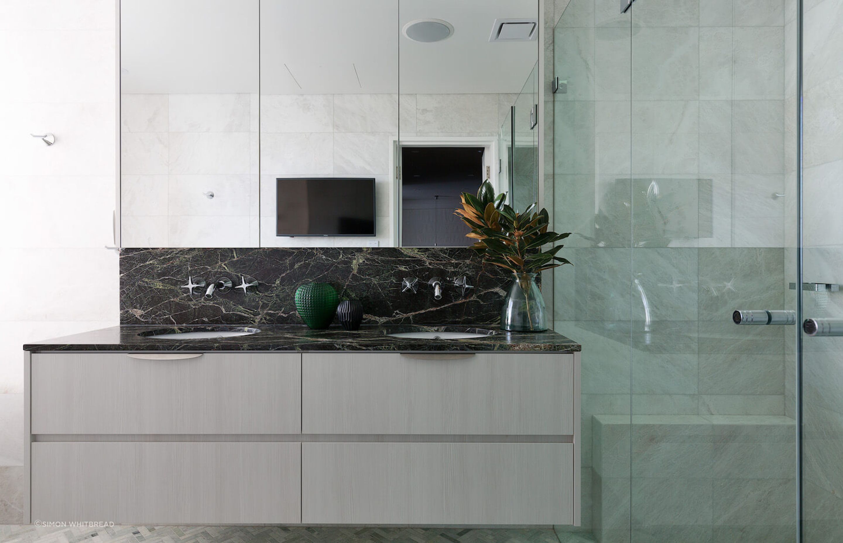Vaucluse-House-Pool-Room09.jpg