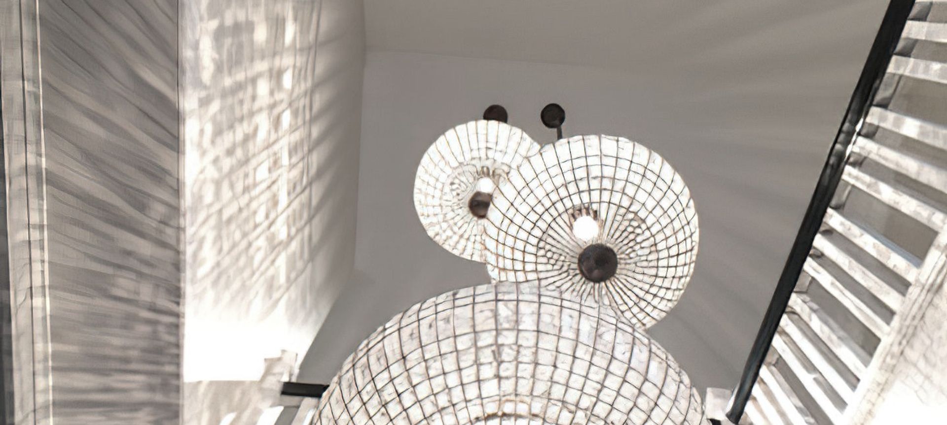 Contemporary Lighting Features Work Wonders banner