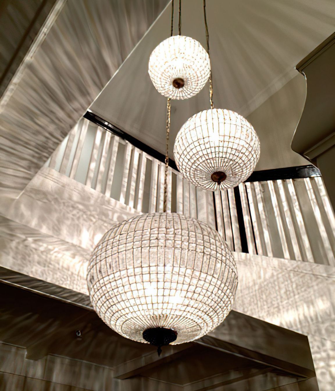 Contemporary Lighting Features Work Wonders