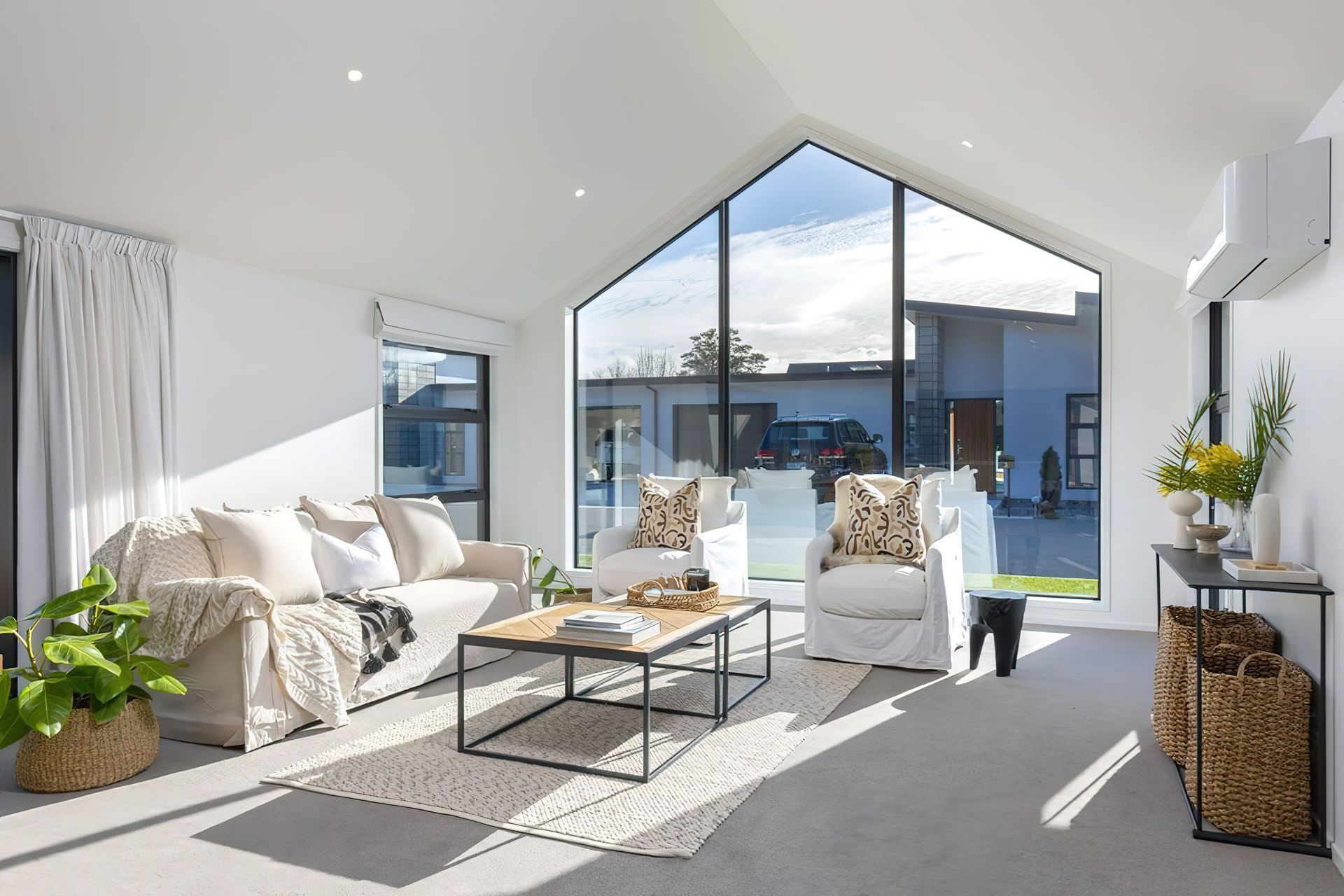 Home Staging - Monarch Lane