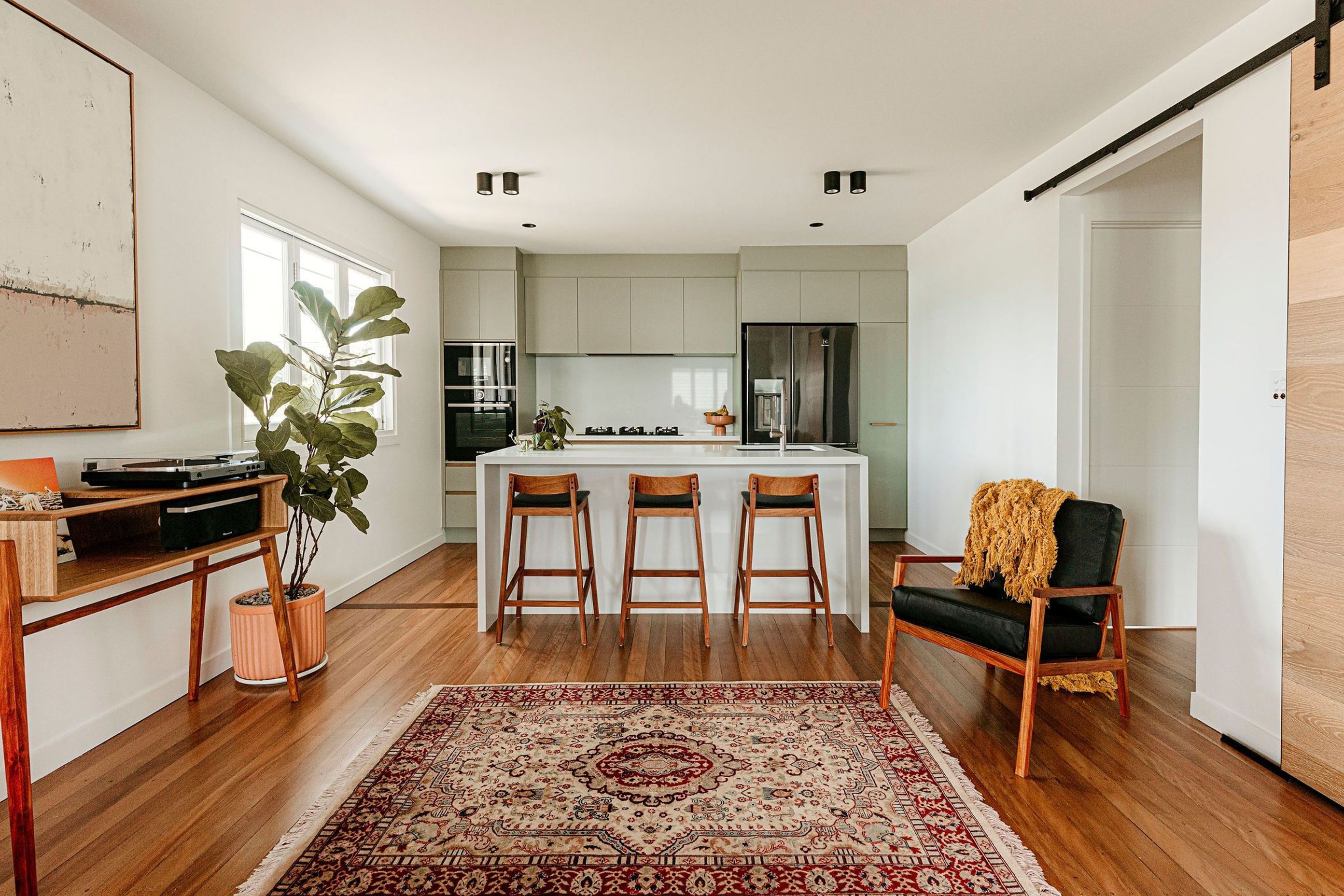 paradise-timbers-stork-furniture-timber-species-tas-oak-rosewood-spotted-gum-american-black-walnut-vic-ash-1b.jpg