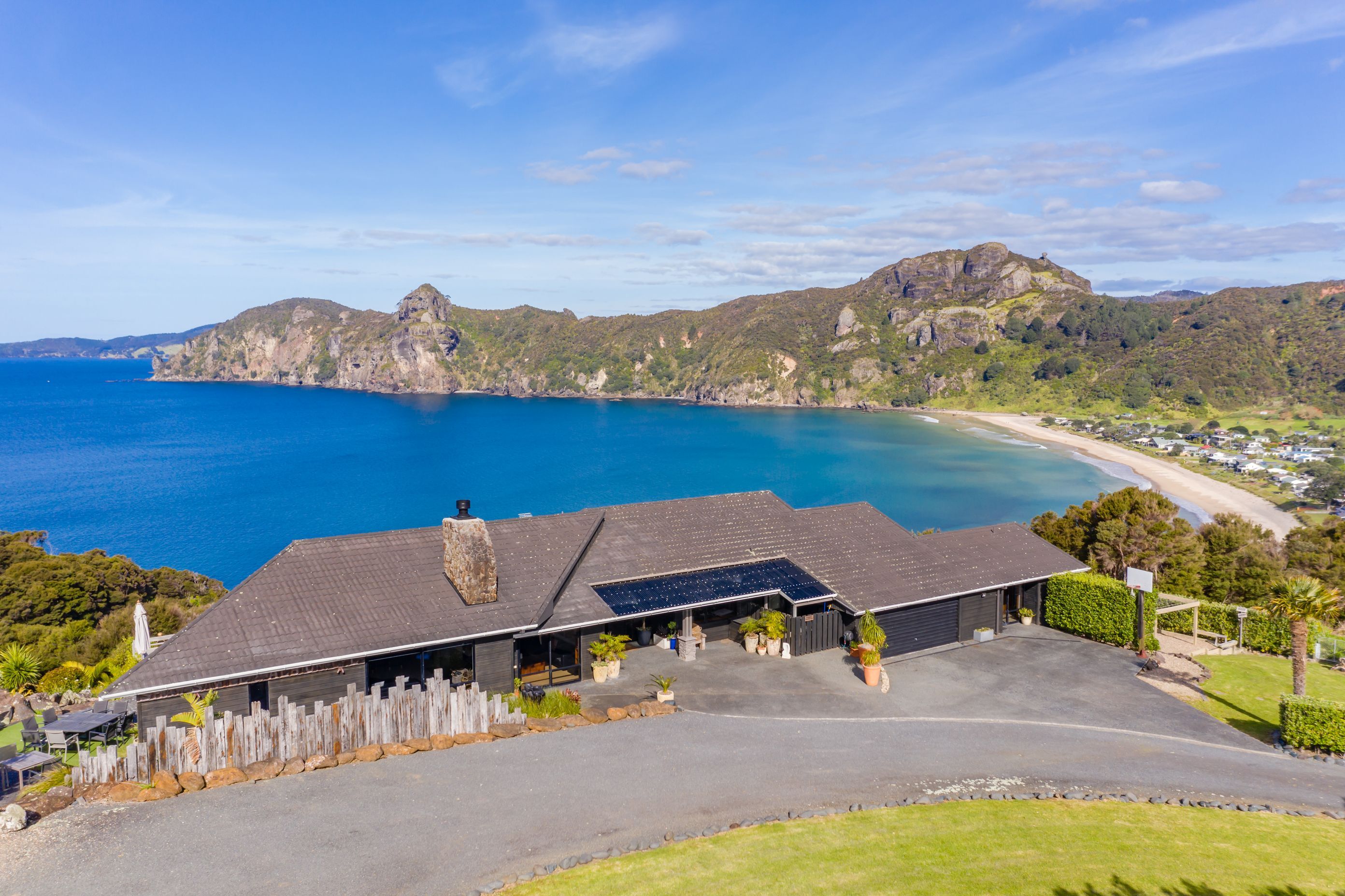 20220917Taupo-Bay-Lodge-17.jpg
