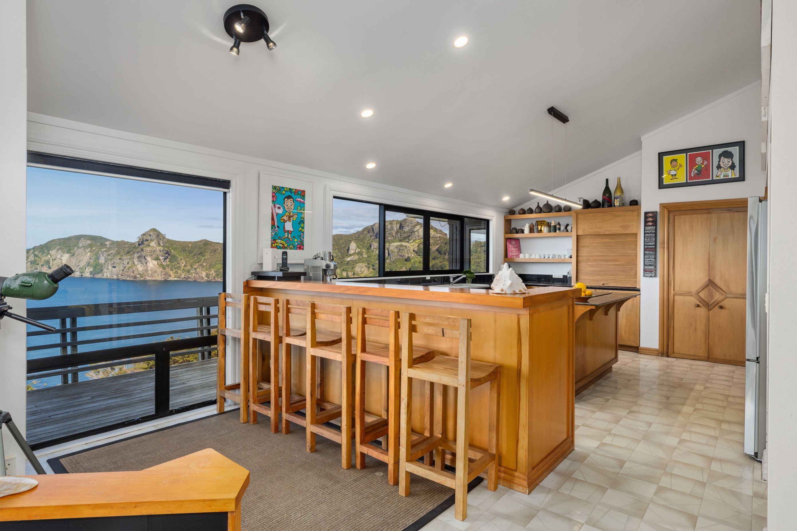 20220917Taupo-Bay-Lodge-45.jpg