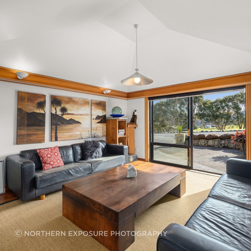 20220917Taupo-Bay-Lodge-46.jpg