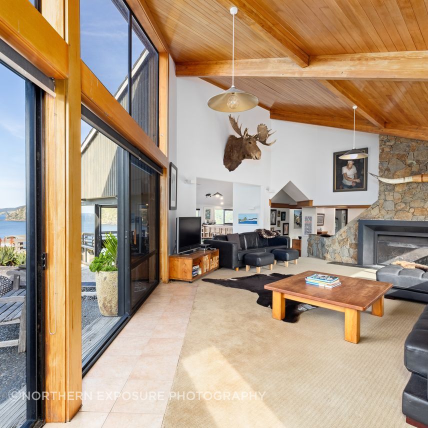 20220917Taupo-Bay-Lodge-47.jpg