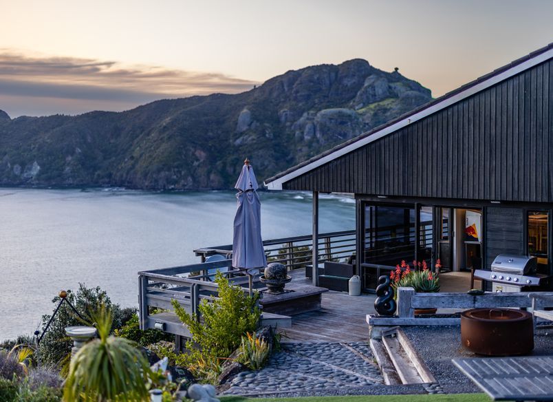 Taupo Bay Lodge