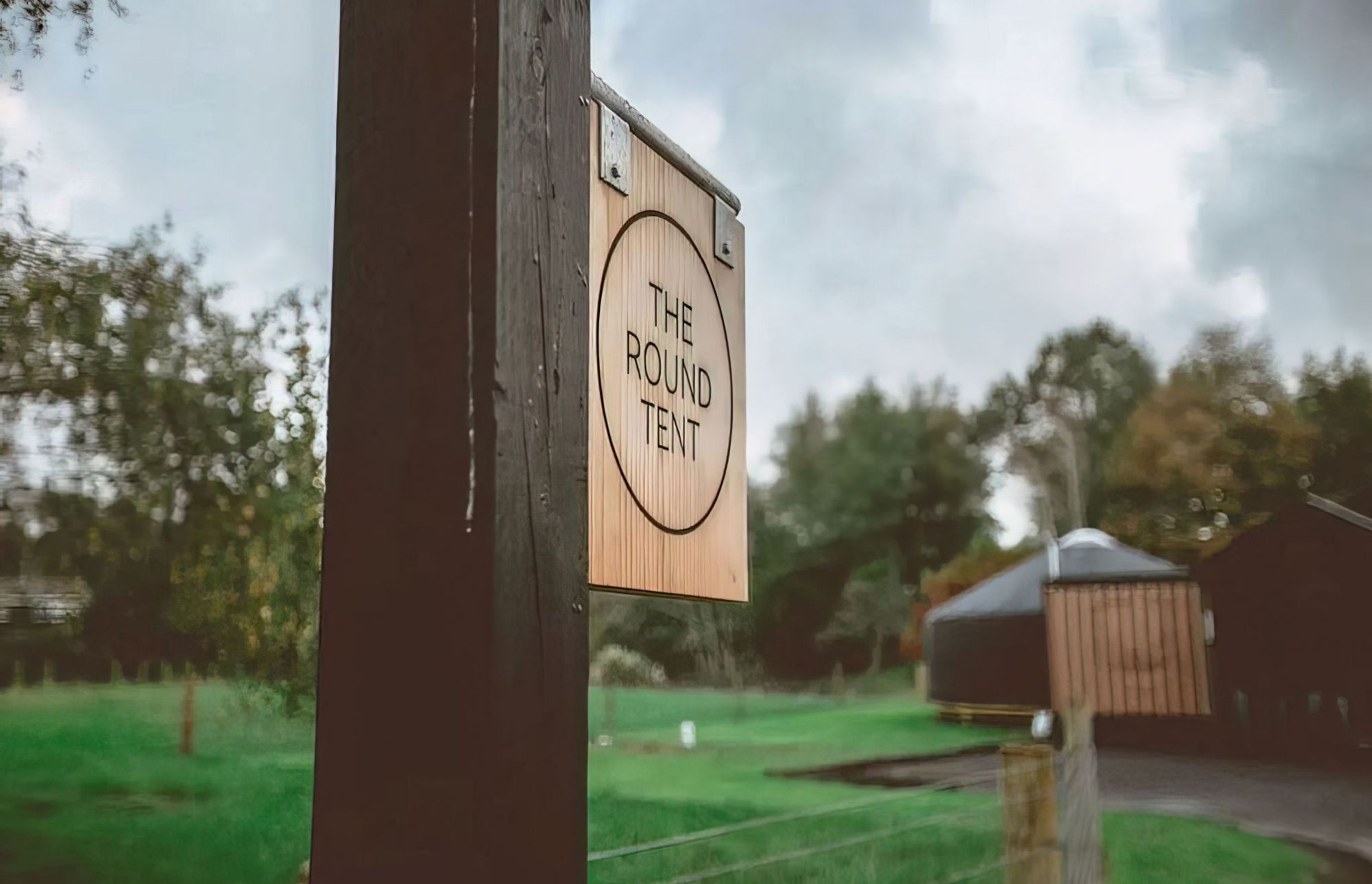 The Round Tent, Raglan