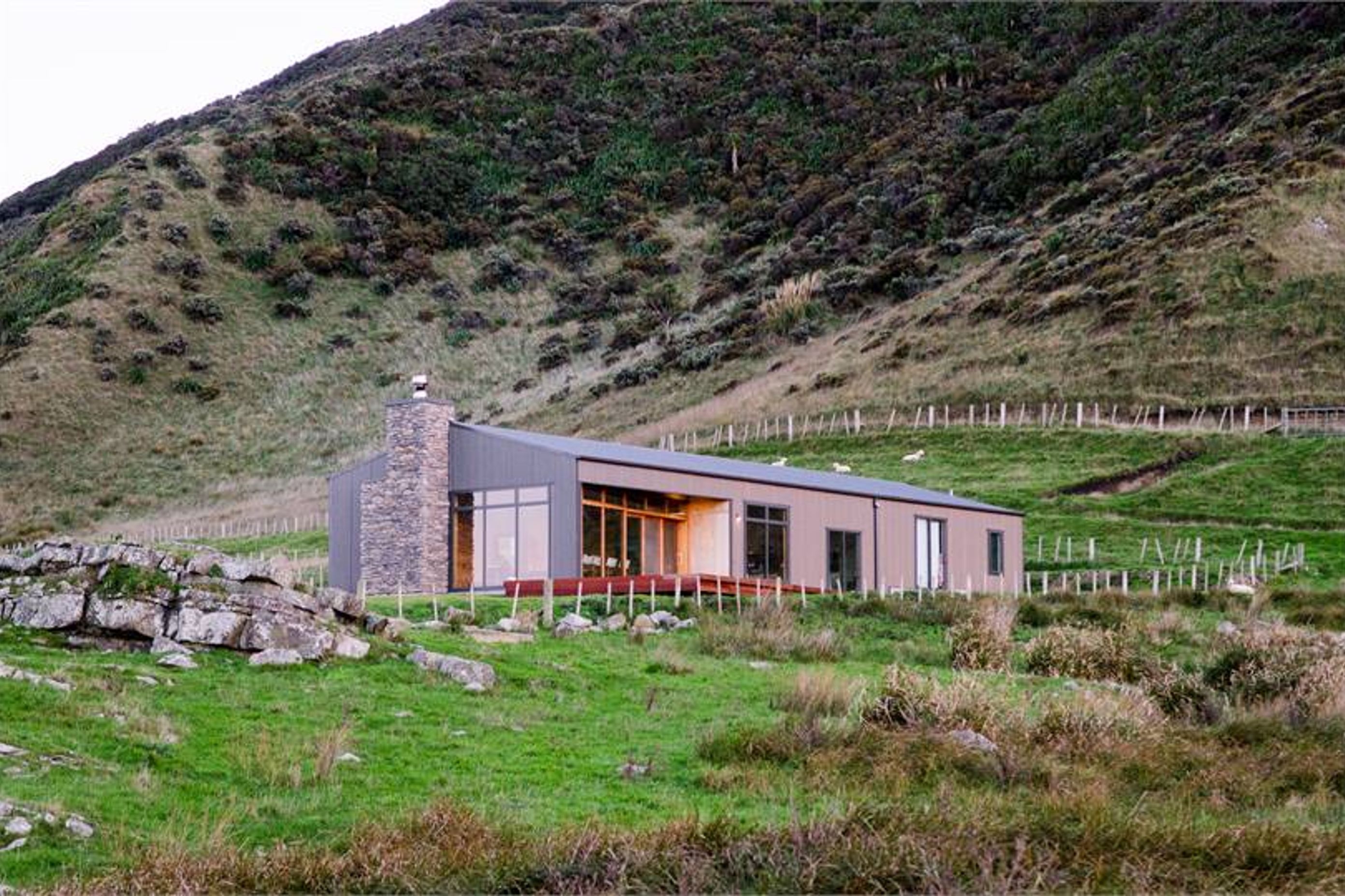 Stony Bay Lodge 