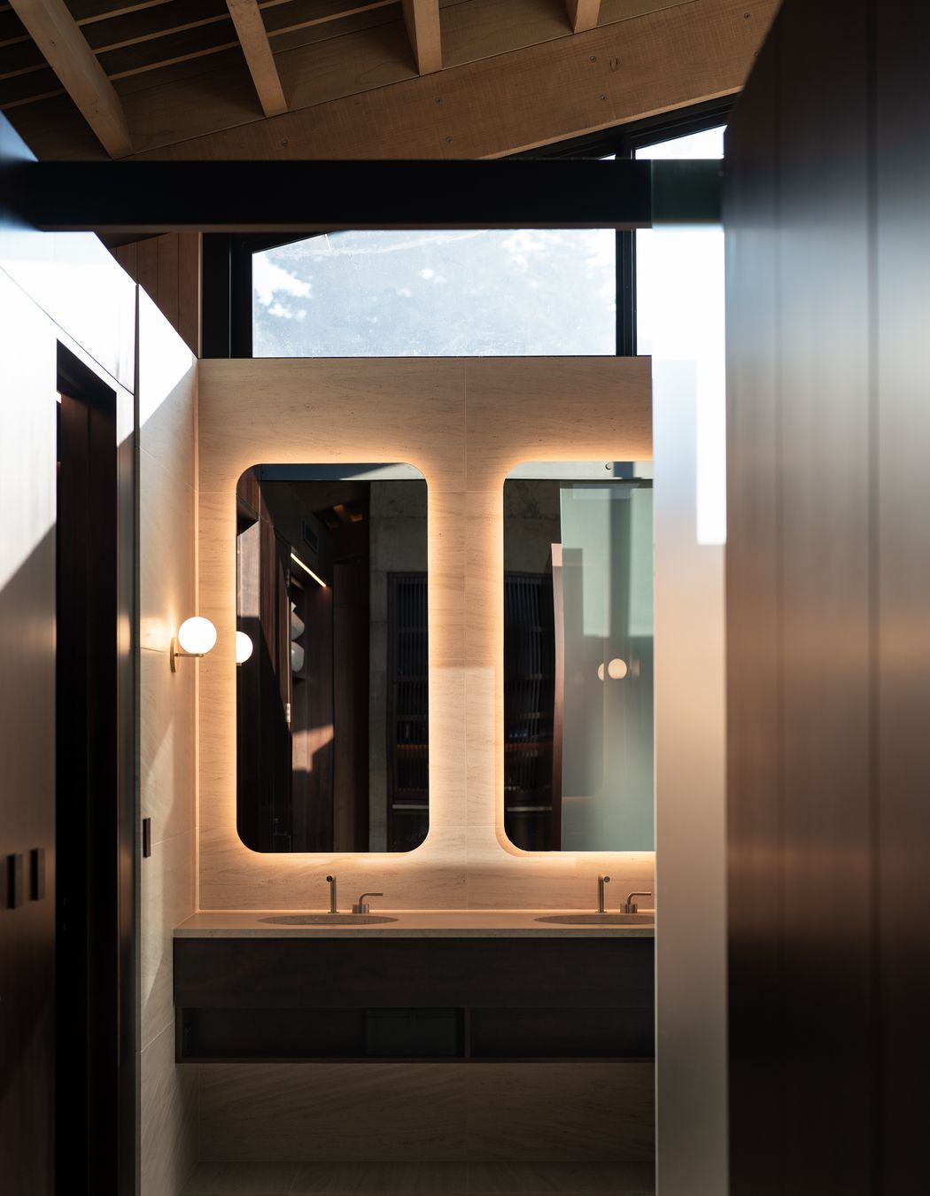 Quadro LEVO 1431 Mixer & Spout