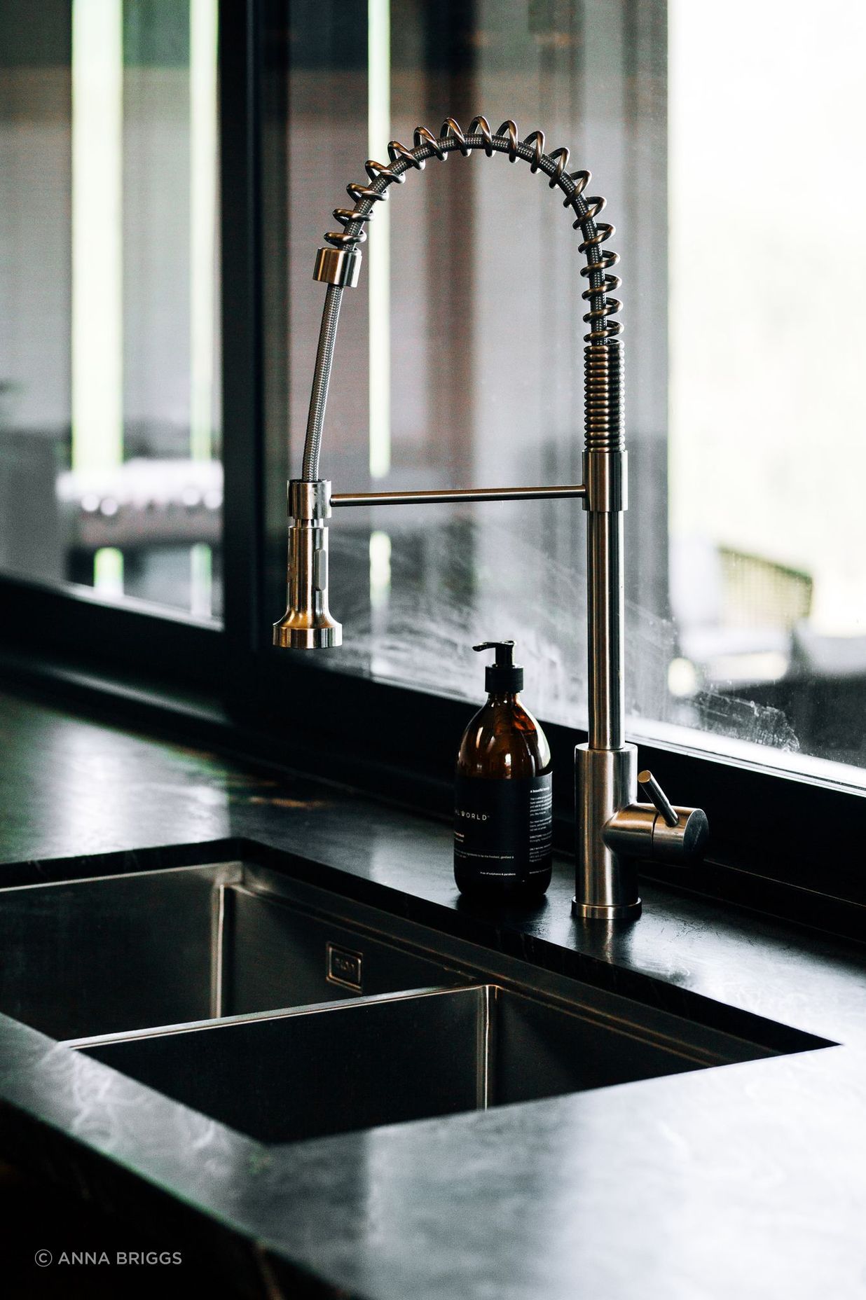 Stonefly Lodge - Falcon Brae Villa