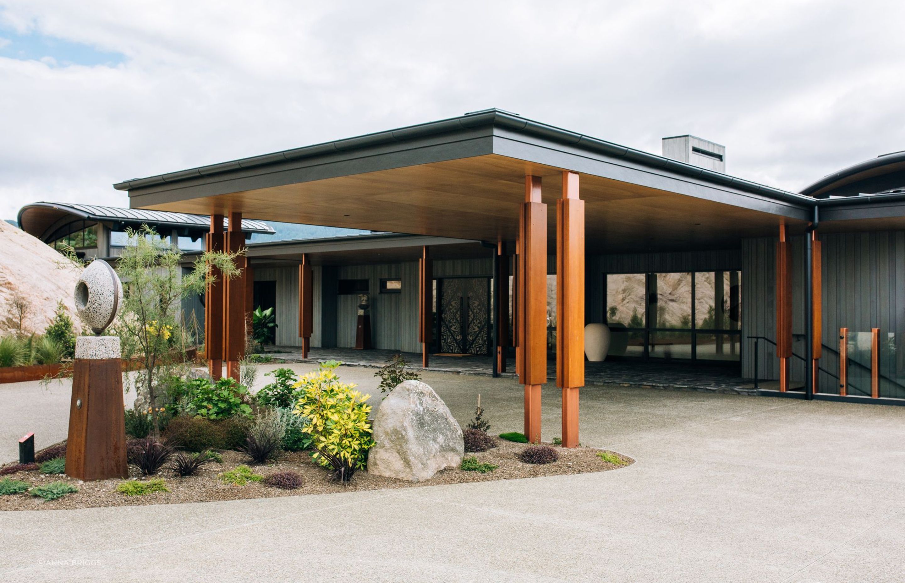 Stonefly Lodge - Falcon Brae Villa