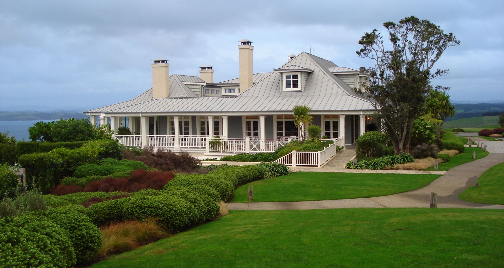 Kauri Cliffs Lodge banner