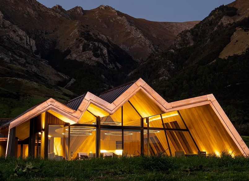 Mt Isthmus Lodge