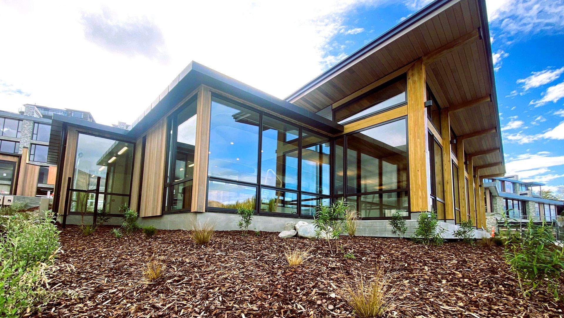 Marina Terrace Wanaka Pool House banner