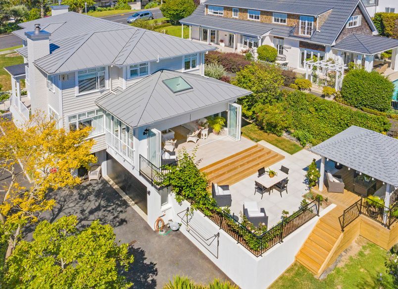 Mellons Bay House