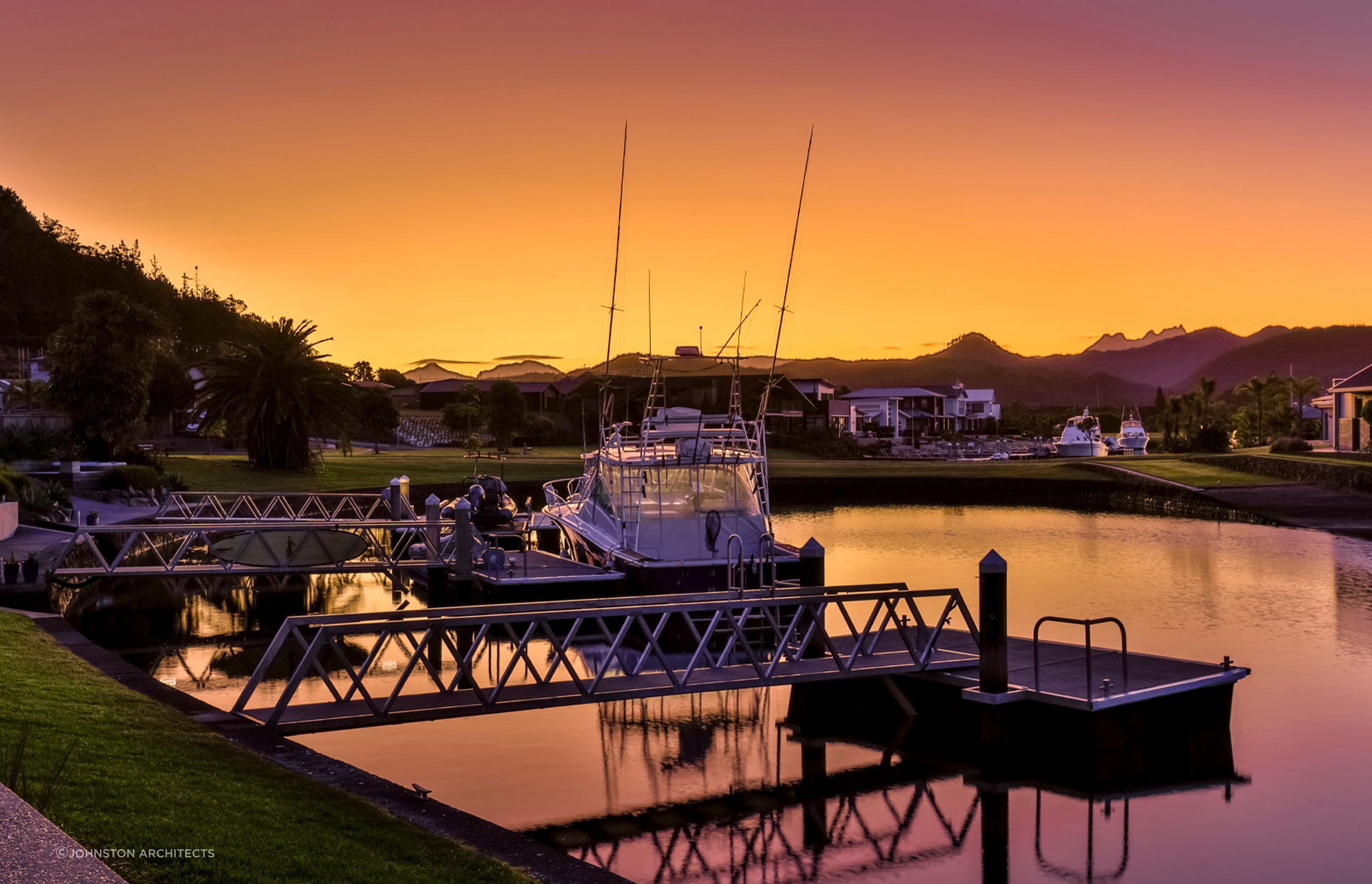 Waterway, Pauanui