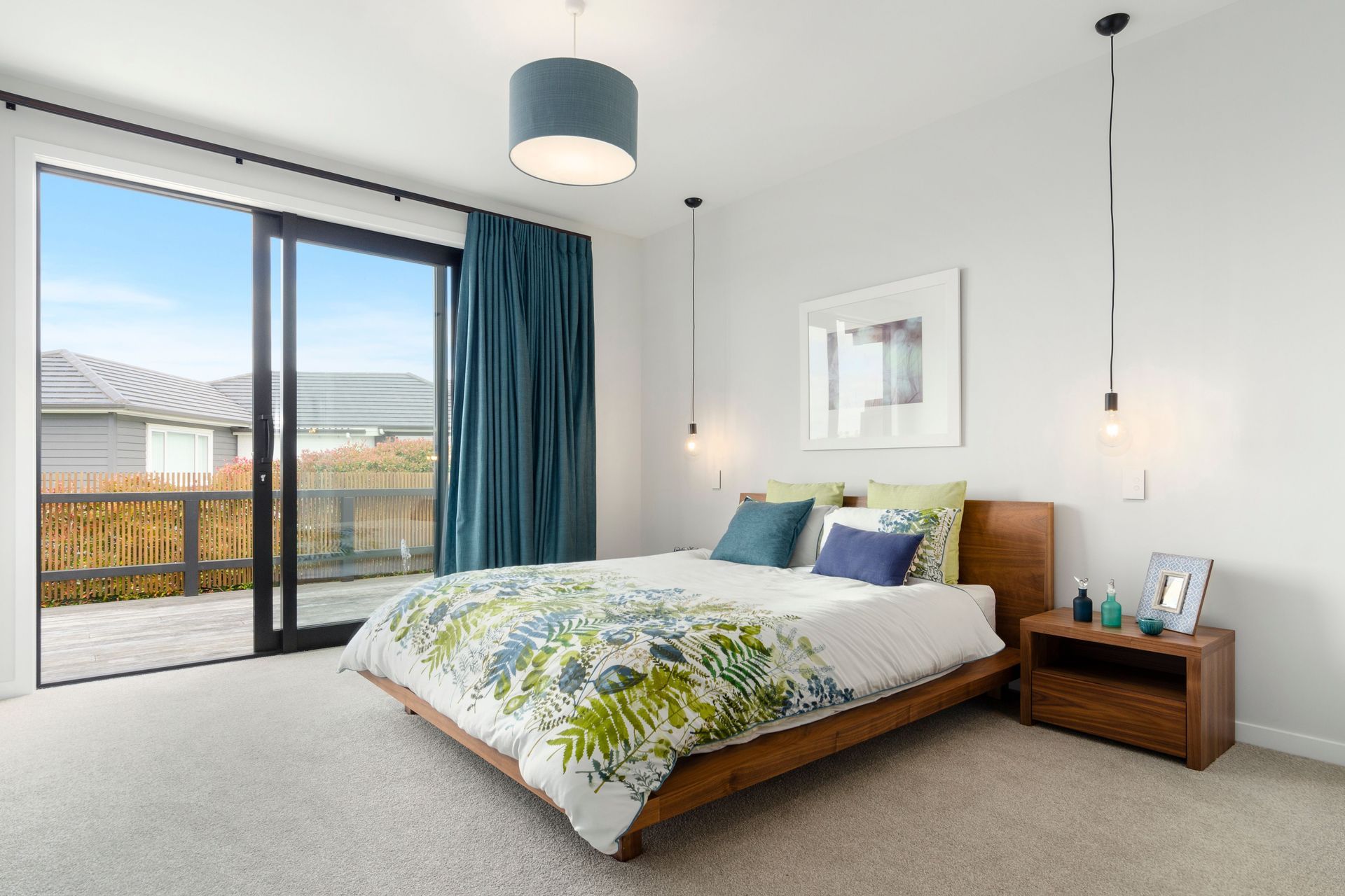 017Open2viewID435651-14Tuatini.jpg