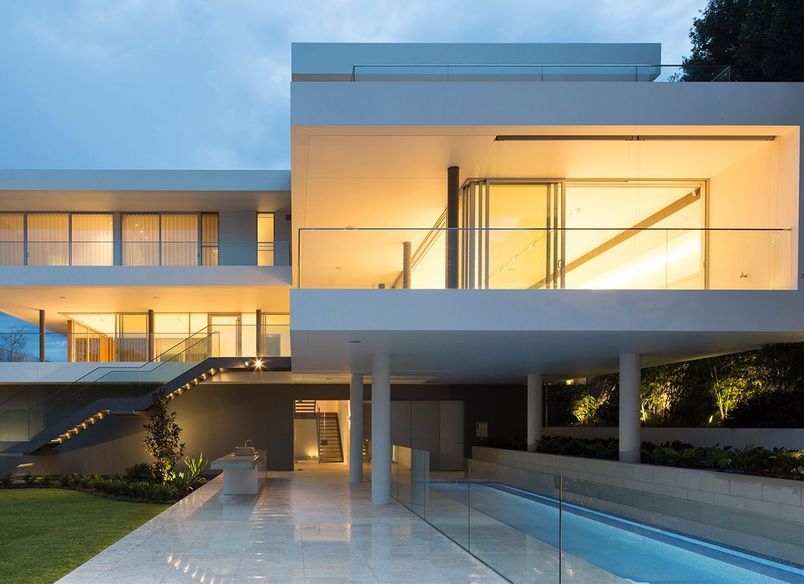 Cantilever House