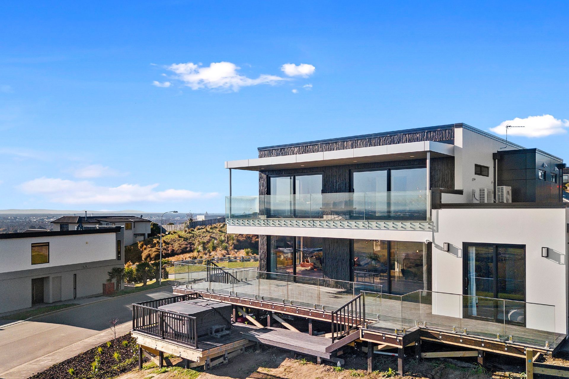 027Open2viewID537663-128PenruddockRise.jpg