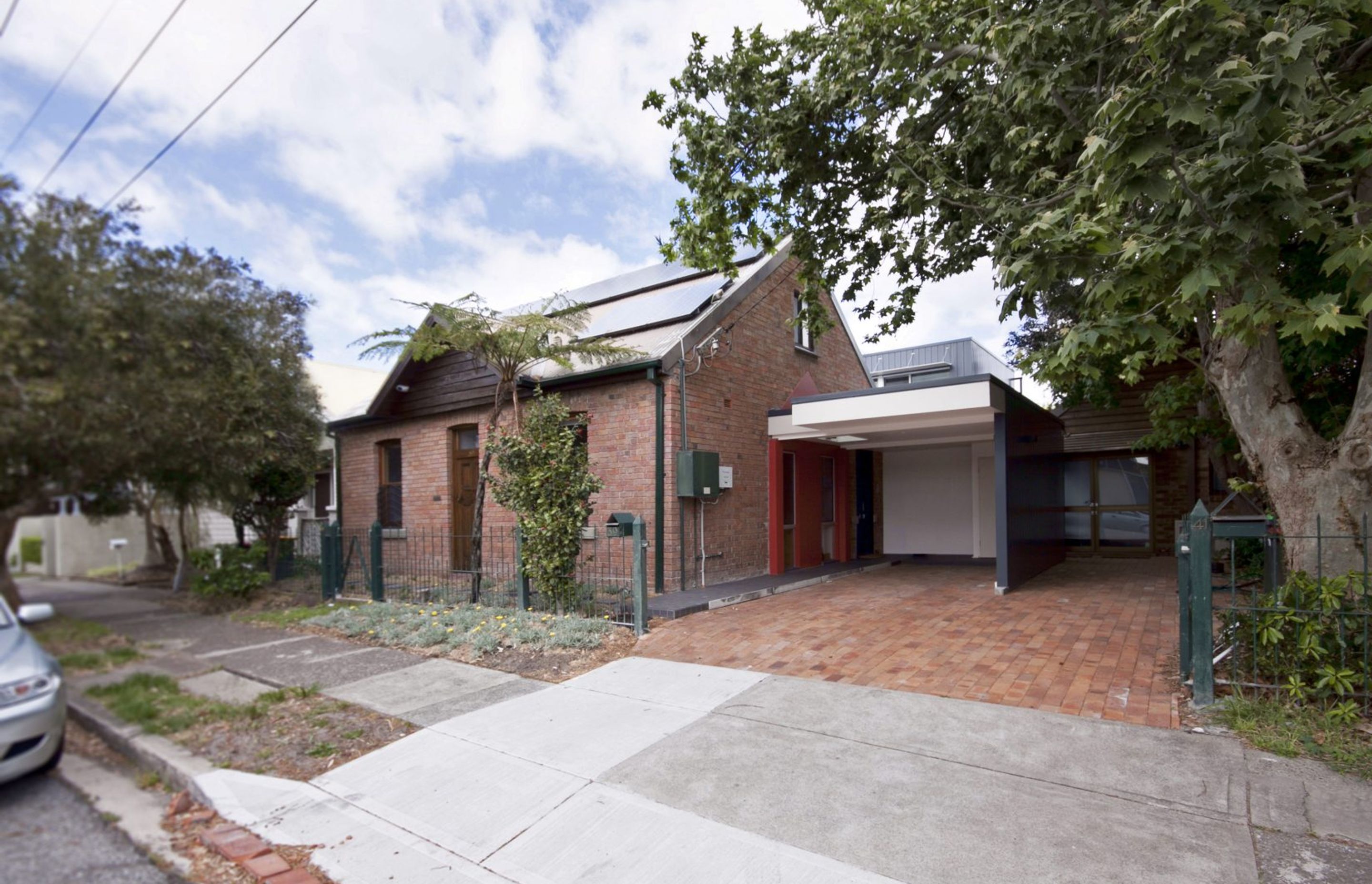 Suters Sunnyside Residence