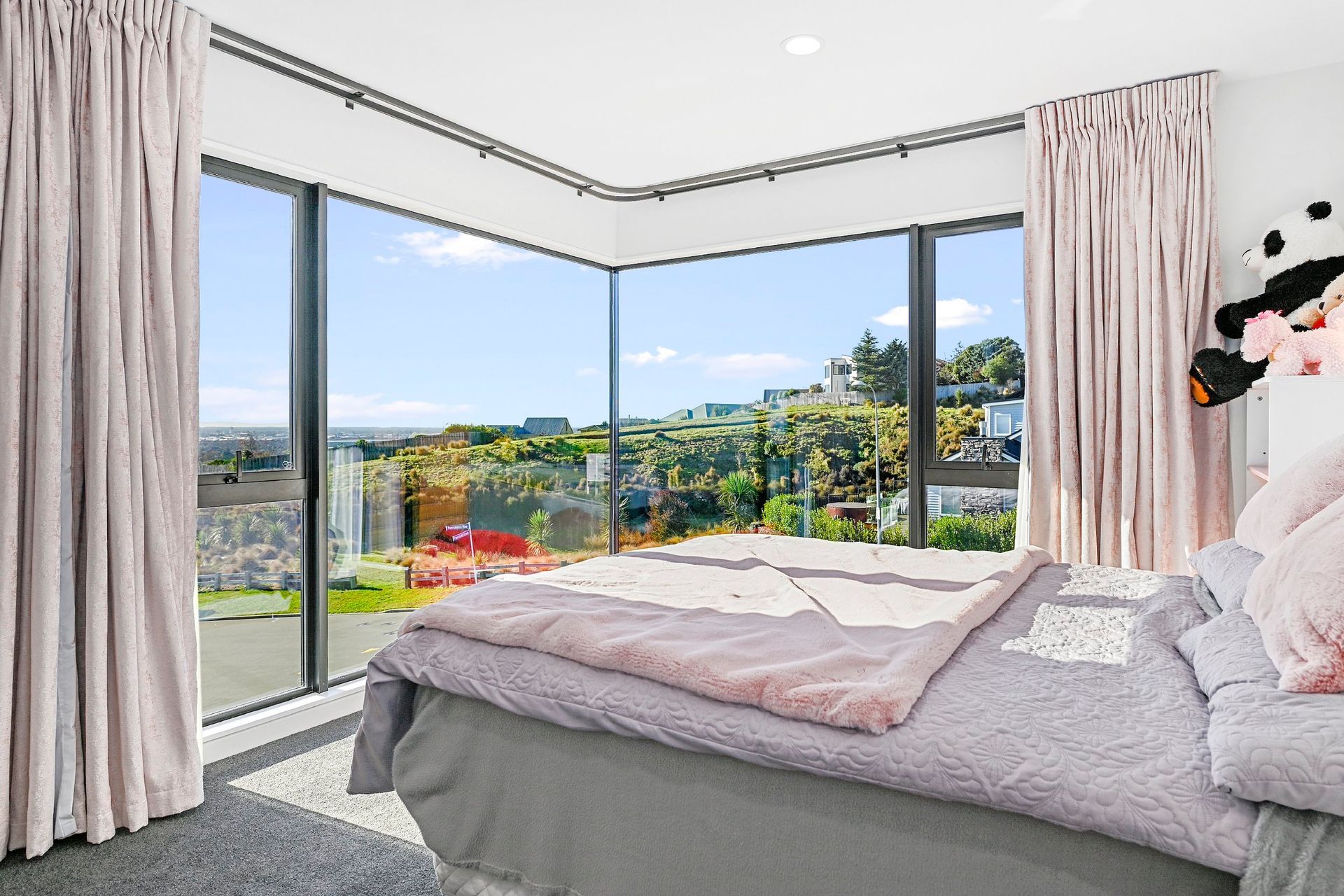 033Open2viewID537663-128PenruddockRise.jpg