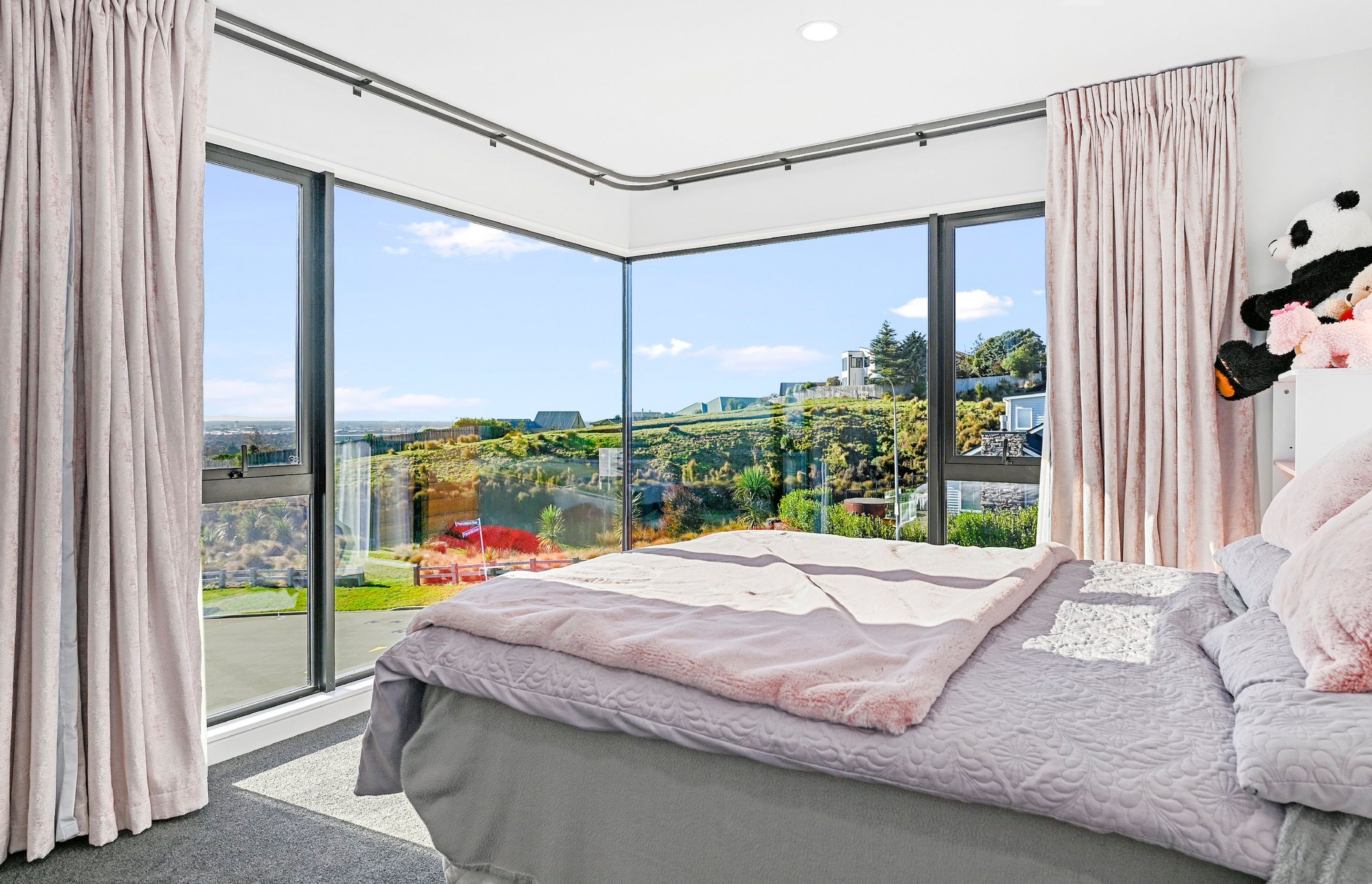 033Open2viewID537663-128PenruddockRise.jpg
