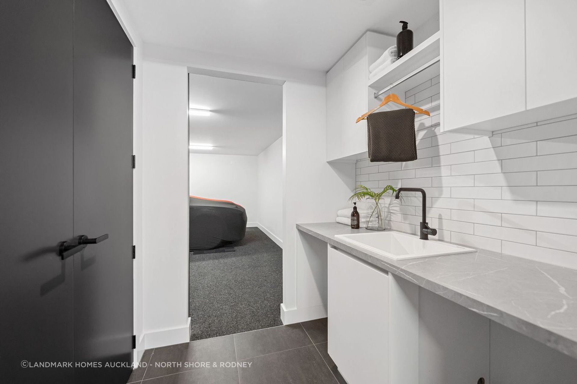 048Open2viewID582657-9RidgeleaRoad.jpg