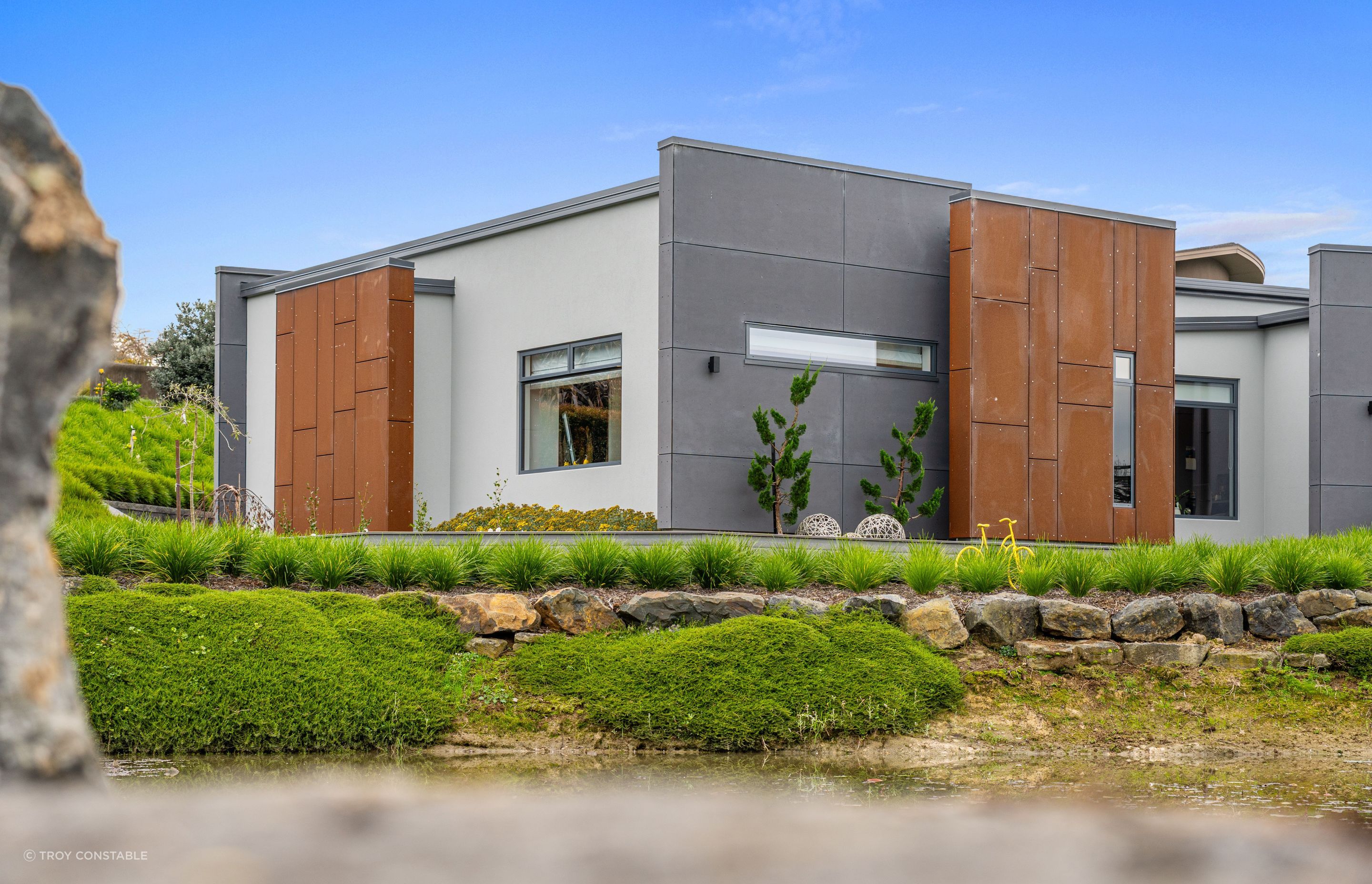 055Open2viewID593439-6972BondRoad.jpg