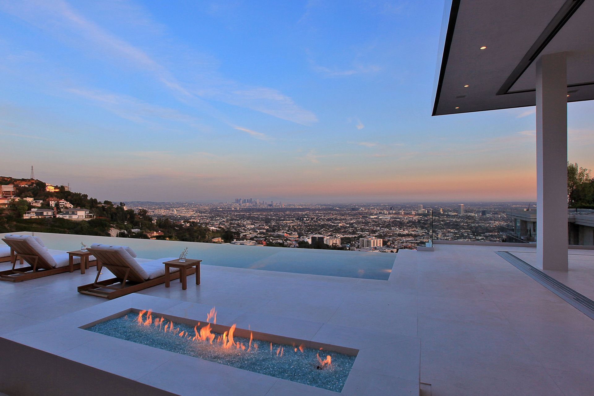 07-Firepit-view.jpg