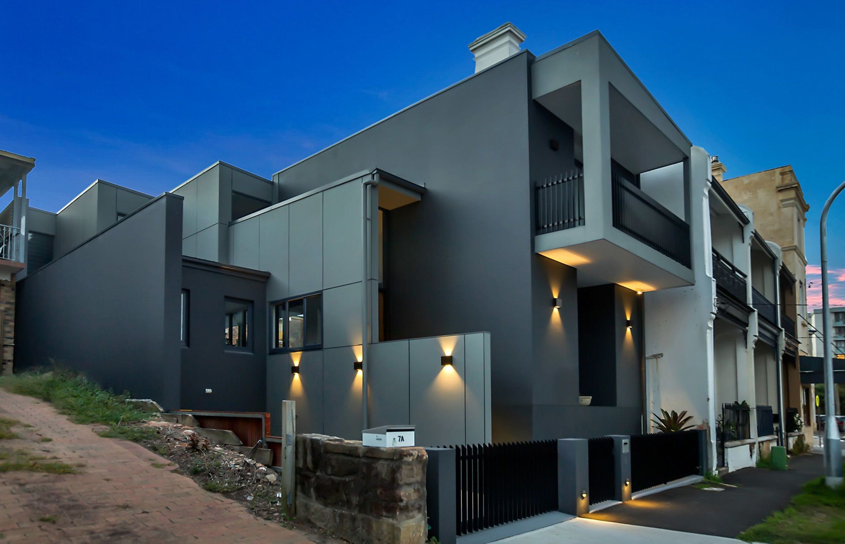 ##BALMAIN EAST