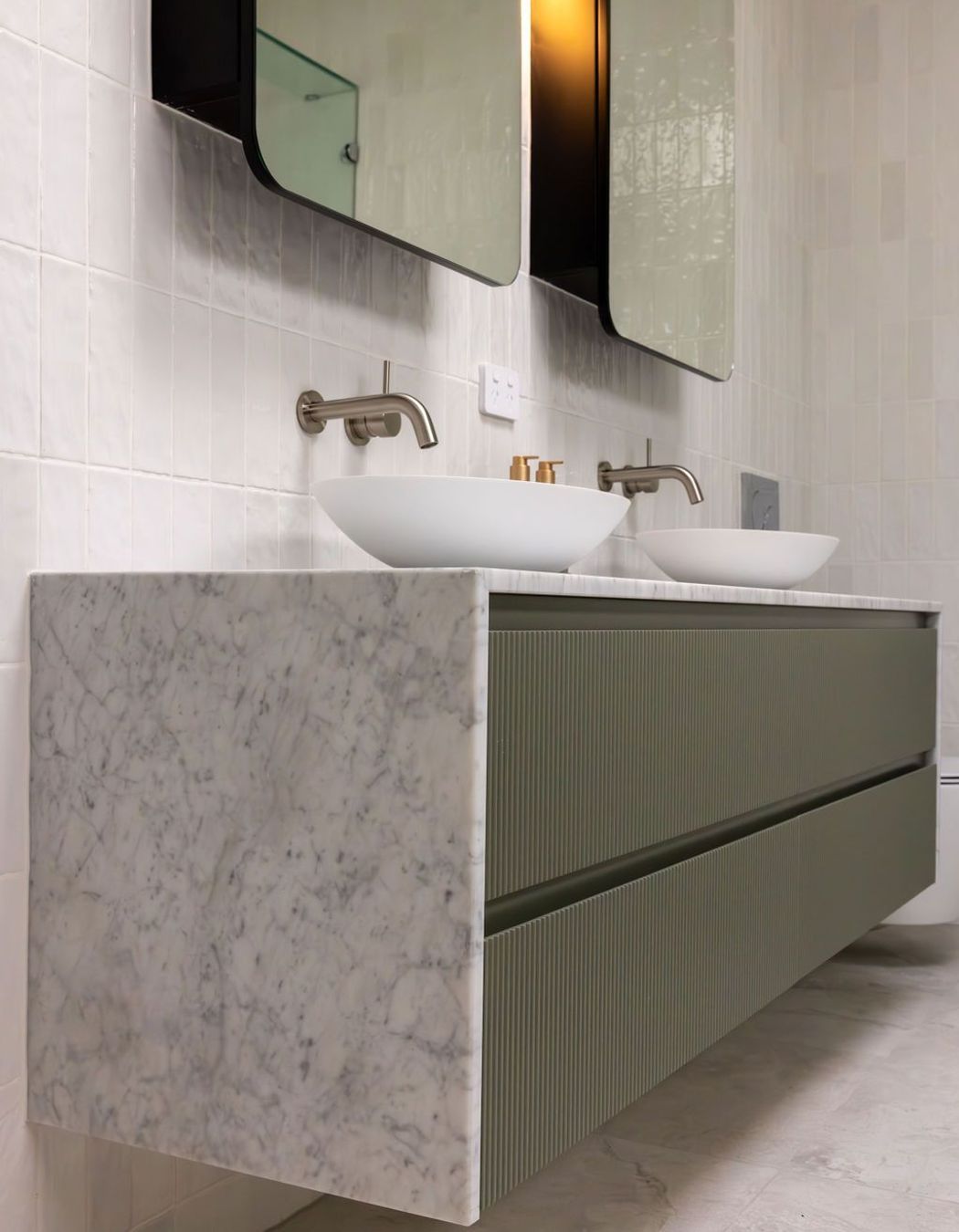 10-AJones-Green-Vanity-79-1.jpg