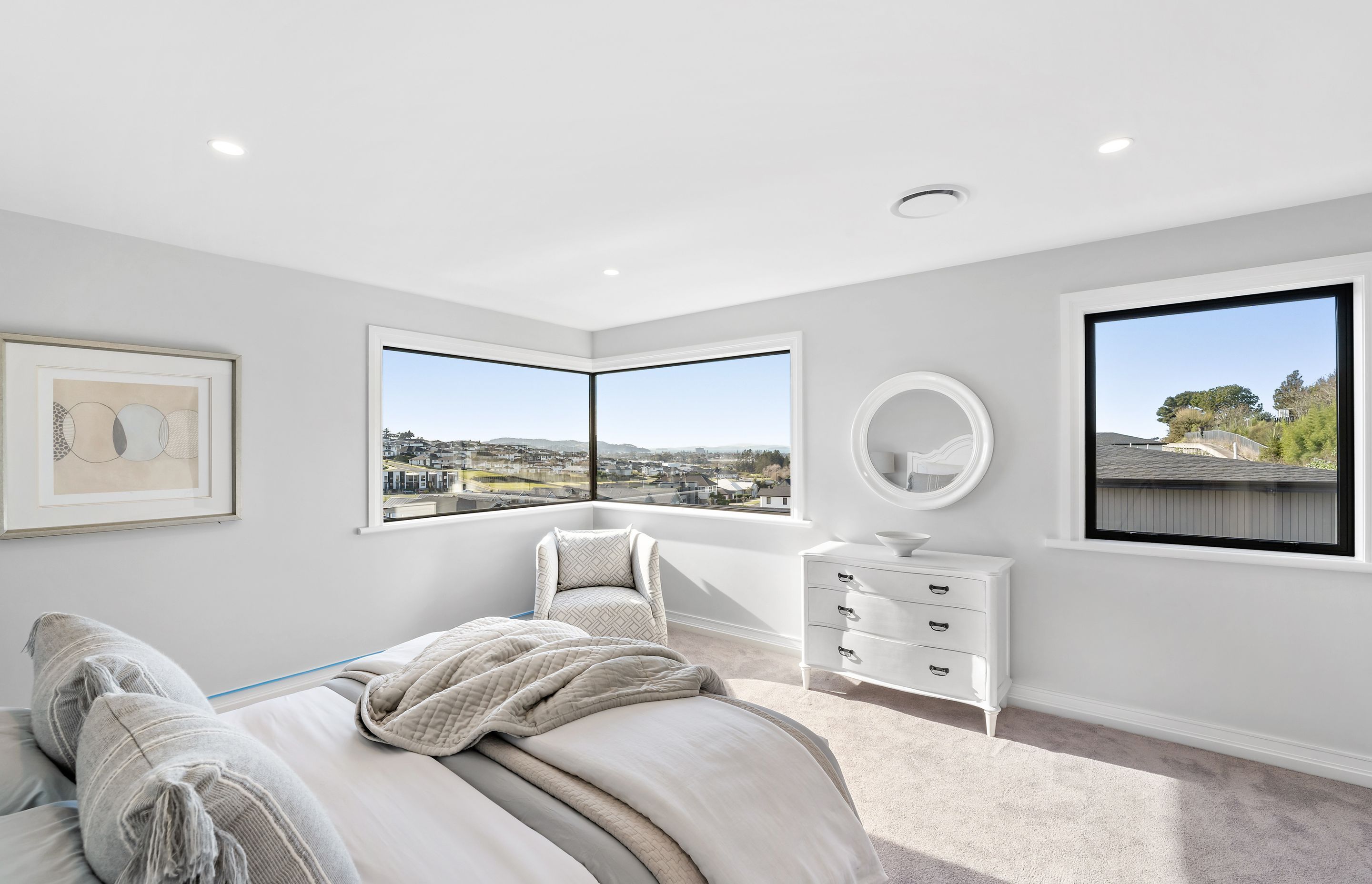 Colonial Drive, Silverdale