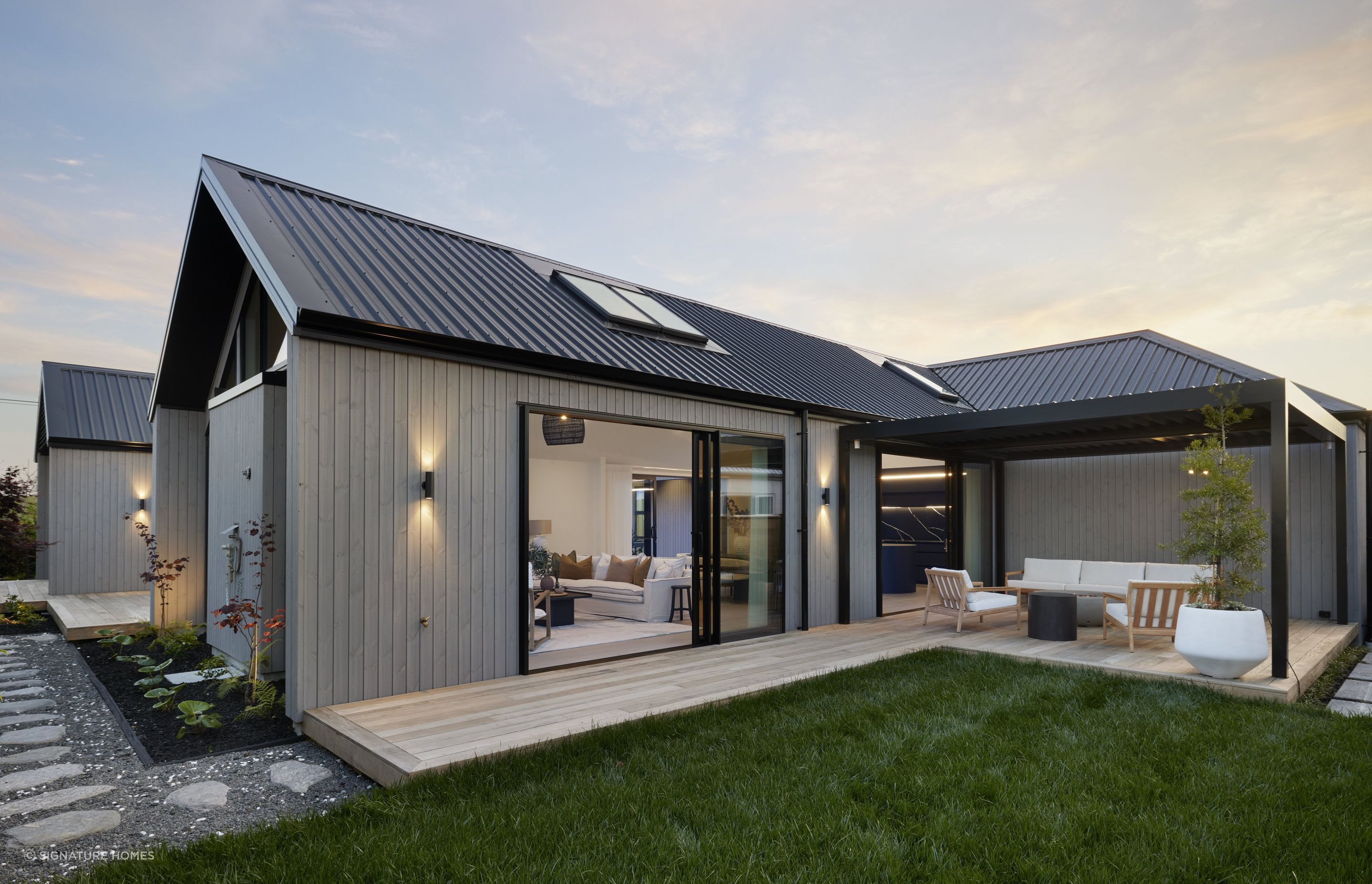 12cropMatakana-ShowhomeTaiga-coated-in-Coda-Lava-Grey.jpg