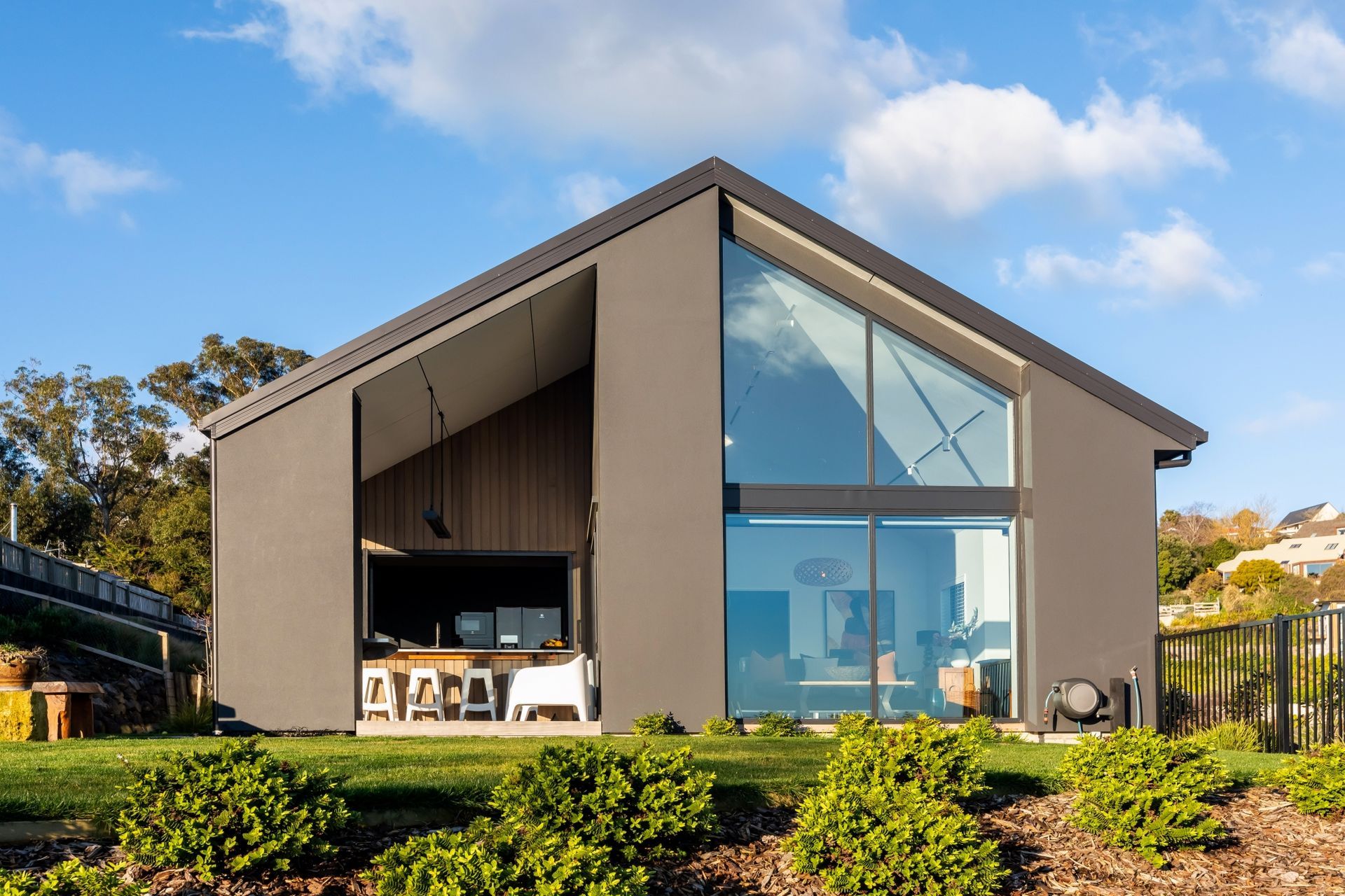 Cashmere - A view to Adventure