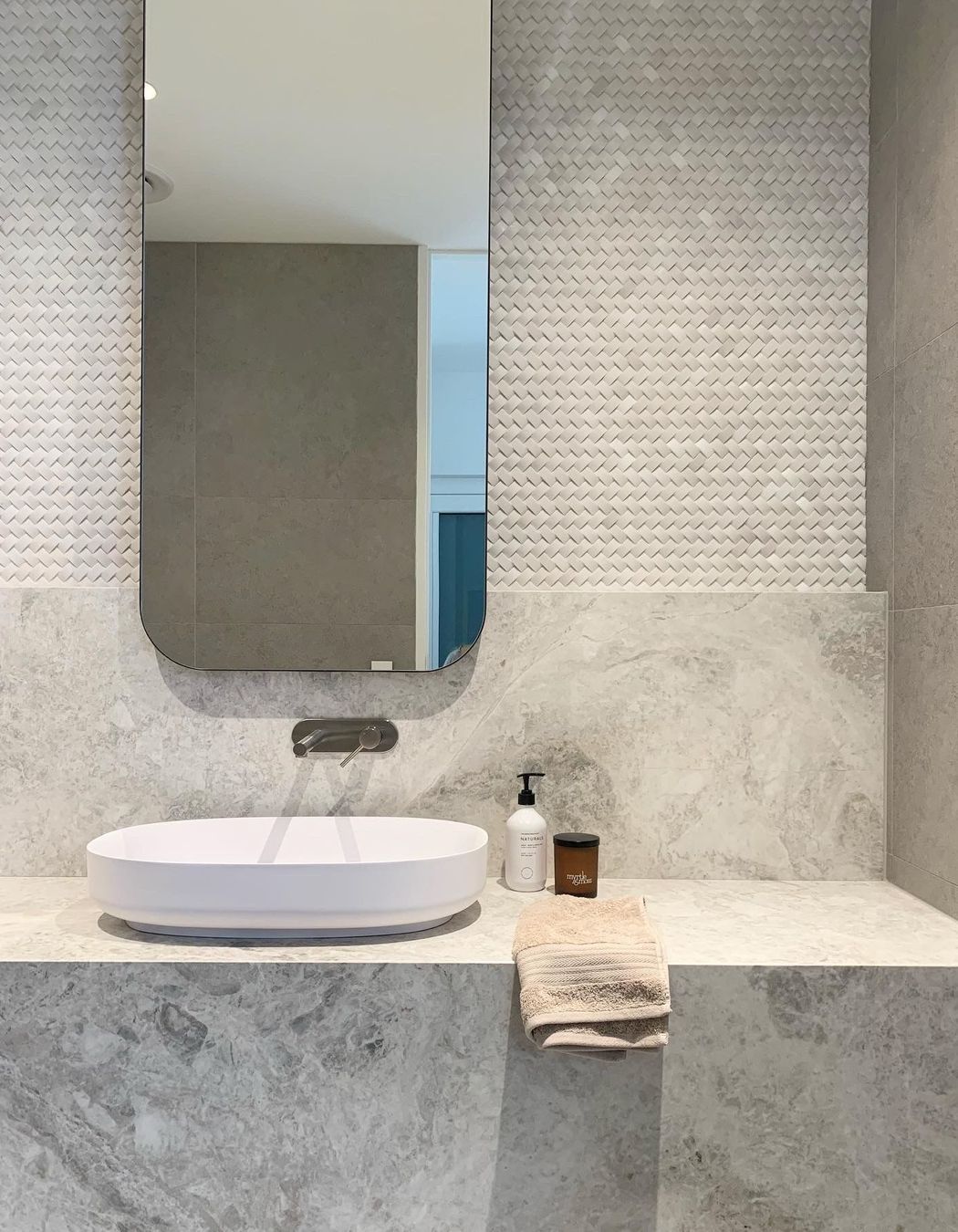 14-Shreeve-Powder-Room-front-on-v2.jpeg