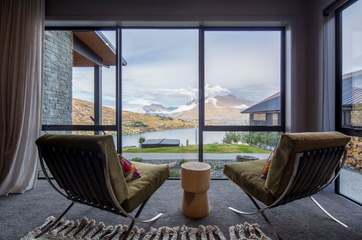 Florence Close, Queenstown Luxury House